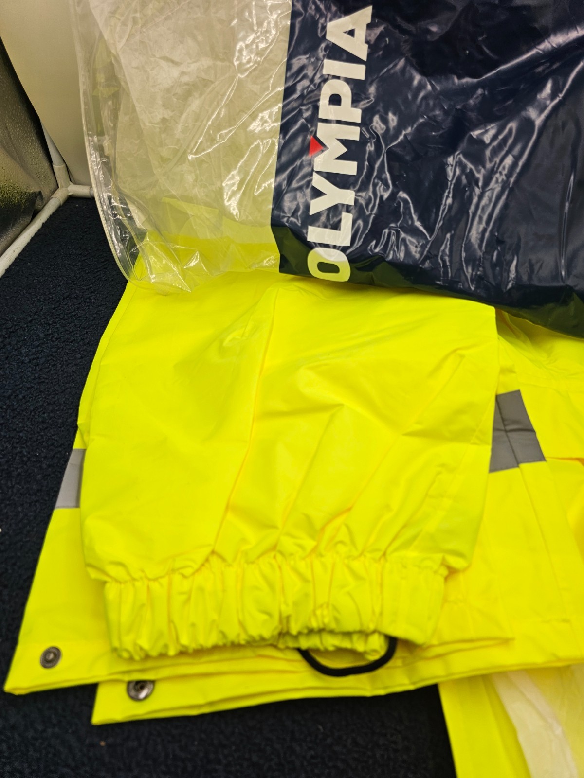 Olympia S6-103 LL/XL High-Visibility Rain Suit ANSI Class 3 Lime/Black