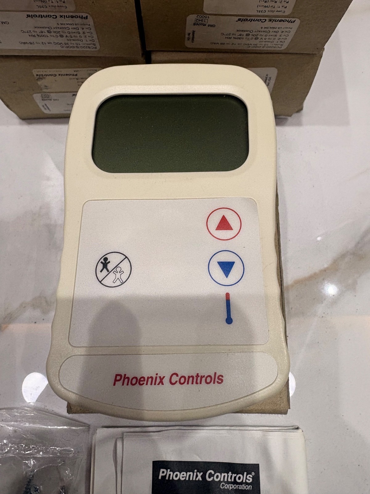 PHOENIX CONTROL PCS220-S-DOP-C ROOM TEMPRATURE SENSOR & TRANSMITTER