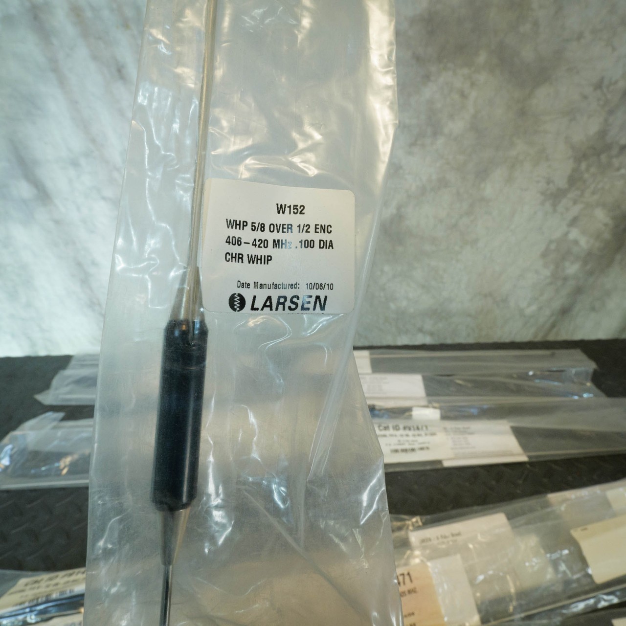 Lot of 13, Larsen W152 Replacement Whip 406-420 MHz NOS