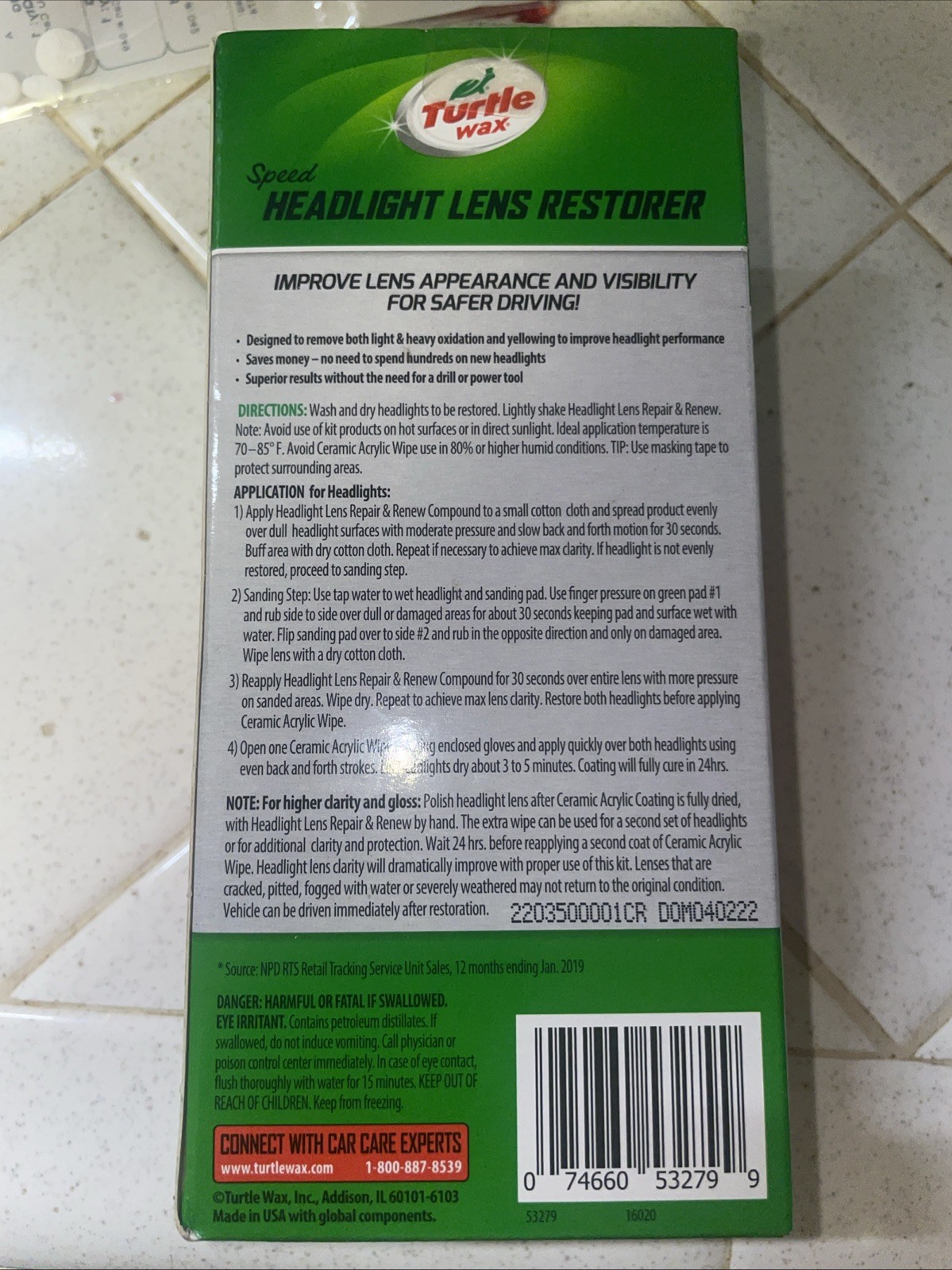 Turtle Wax Glass/Metal/Plastic Headlight Restorer Kit