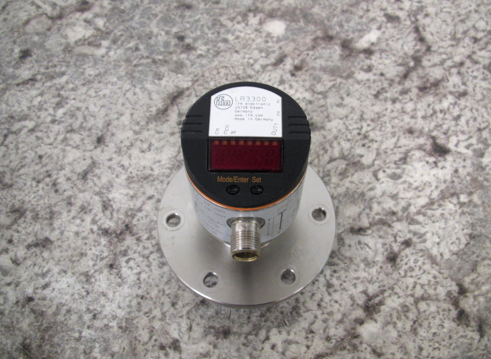 IFM LR3300 / LR0000B-BN34AMPKG/US Continuous Level Sensor Used Free Shipping