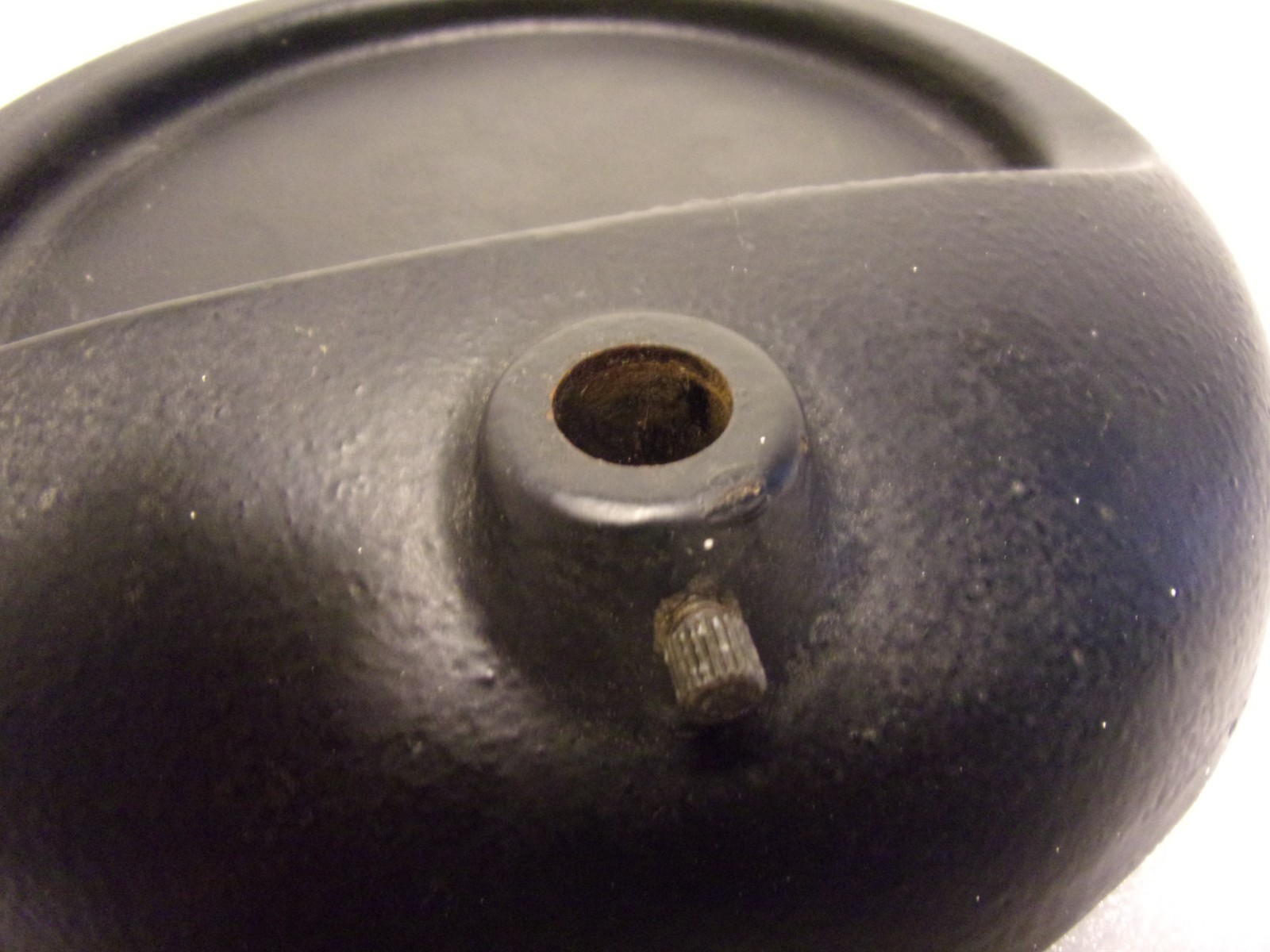 Heavy 7 lb. 10.9 oz. Black Cast Iron Weighted Base for Lamp 8.25″