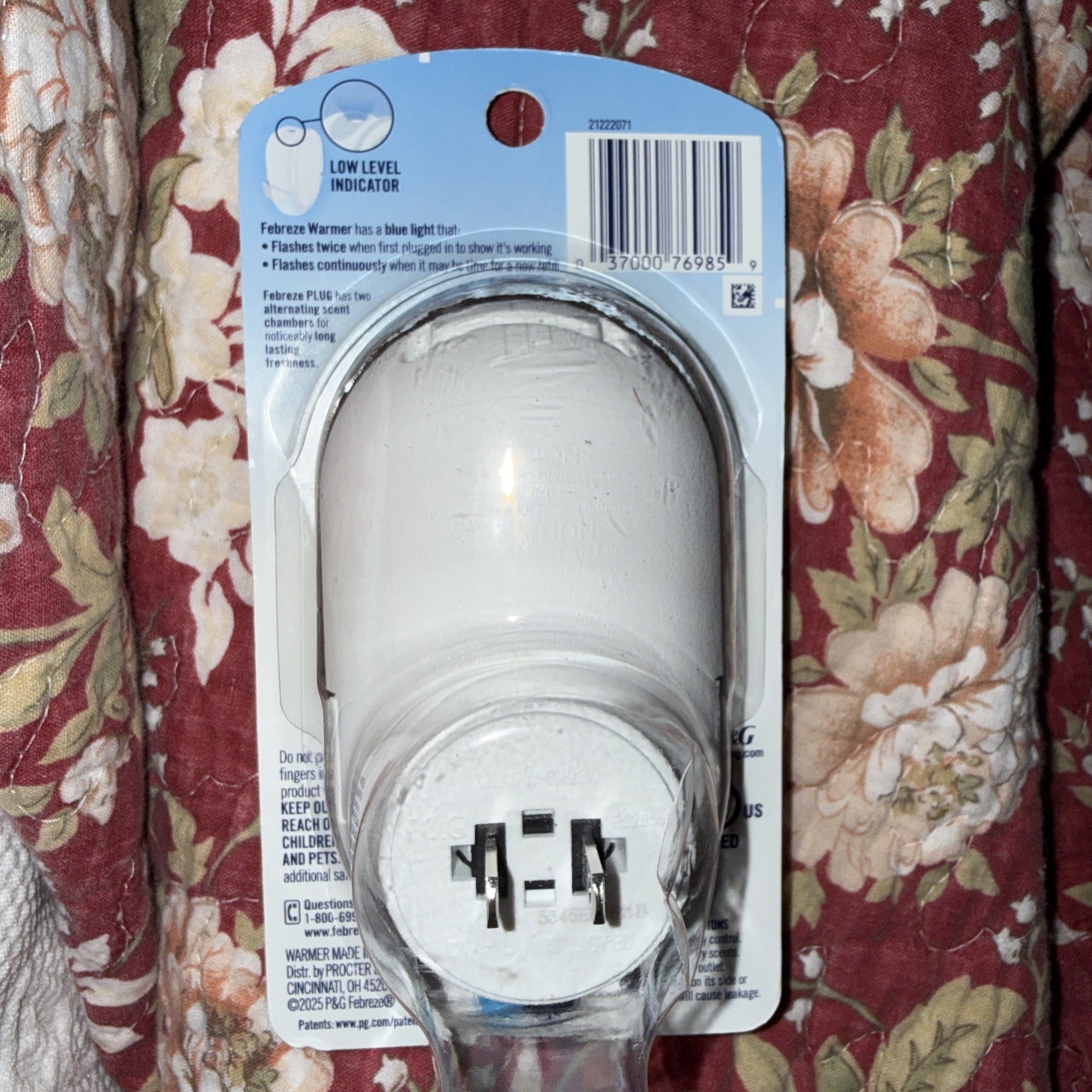 💗 Febreze 68232 2.5 in. x 3 in. x 4 in. PLUG Air Freshener – 4/CT lot