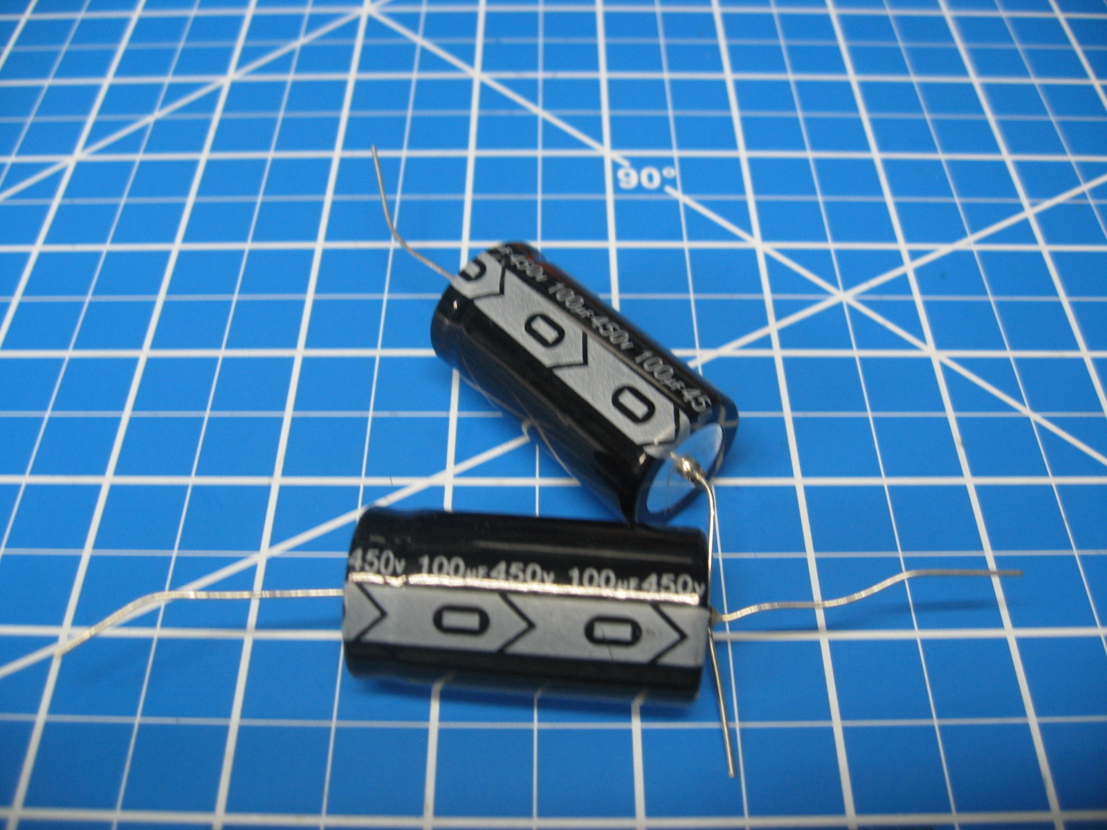SC – GHA Series – Axial Electrolytic Capacitors – 450v 100uF – 2 Pieces