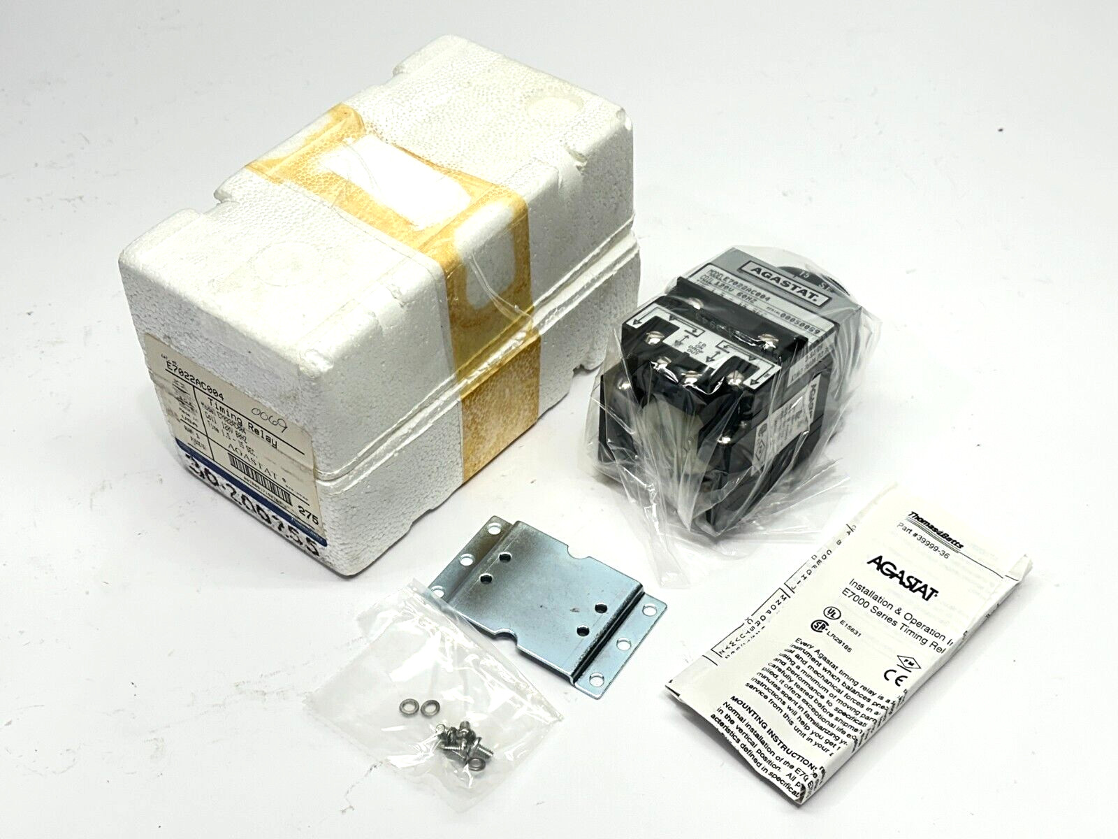 Thomas & Betts E7022AC004 Agastat Timing Relay 1.5-15 Seconds 120V Coil