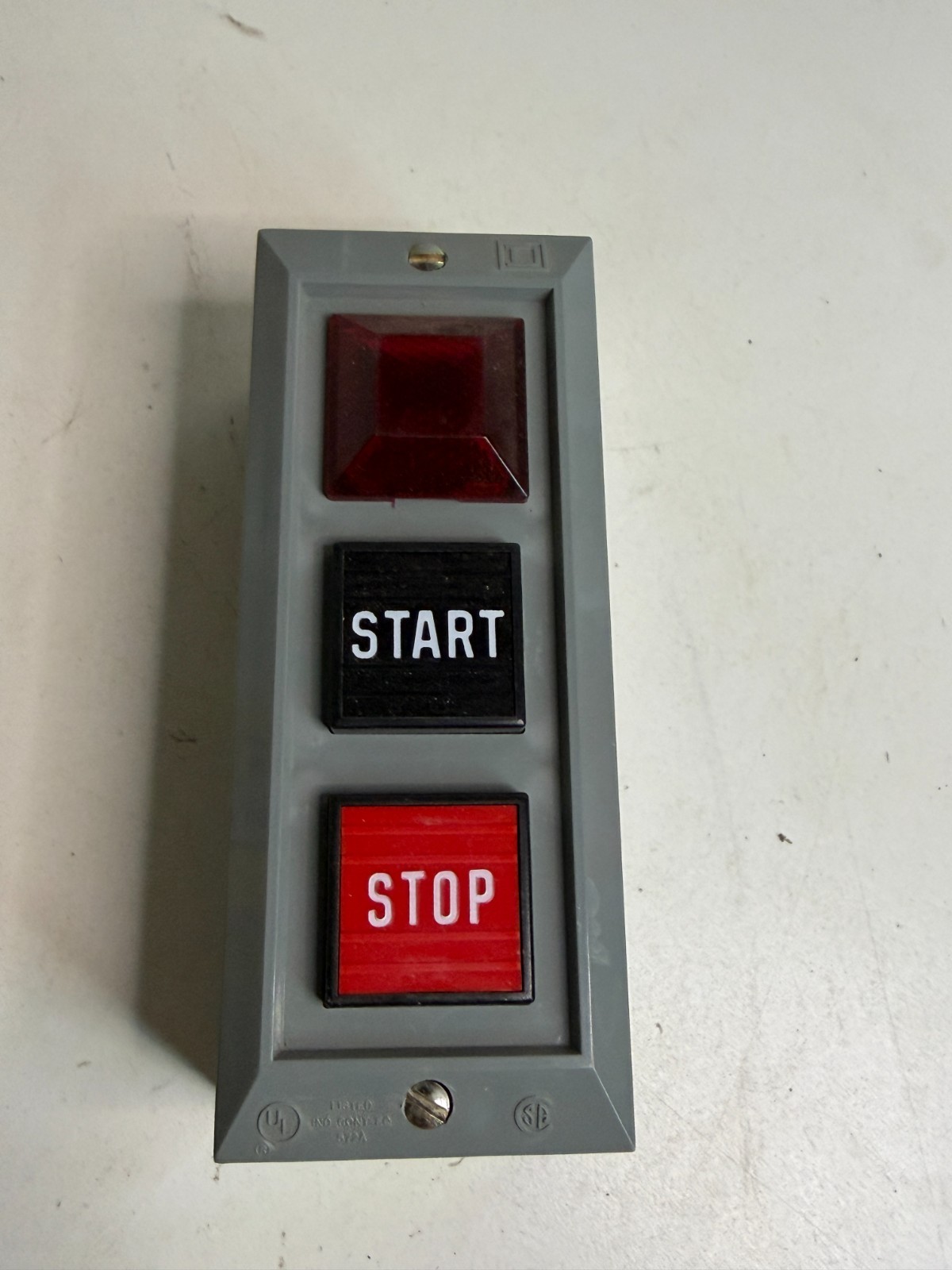 SQUARE D 9001 BG-308 600V AC-DC CONTROL STATION. NOS