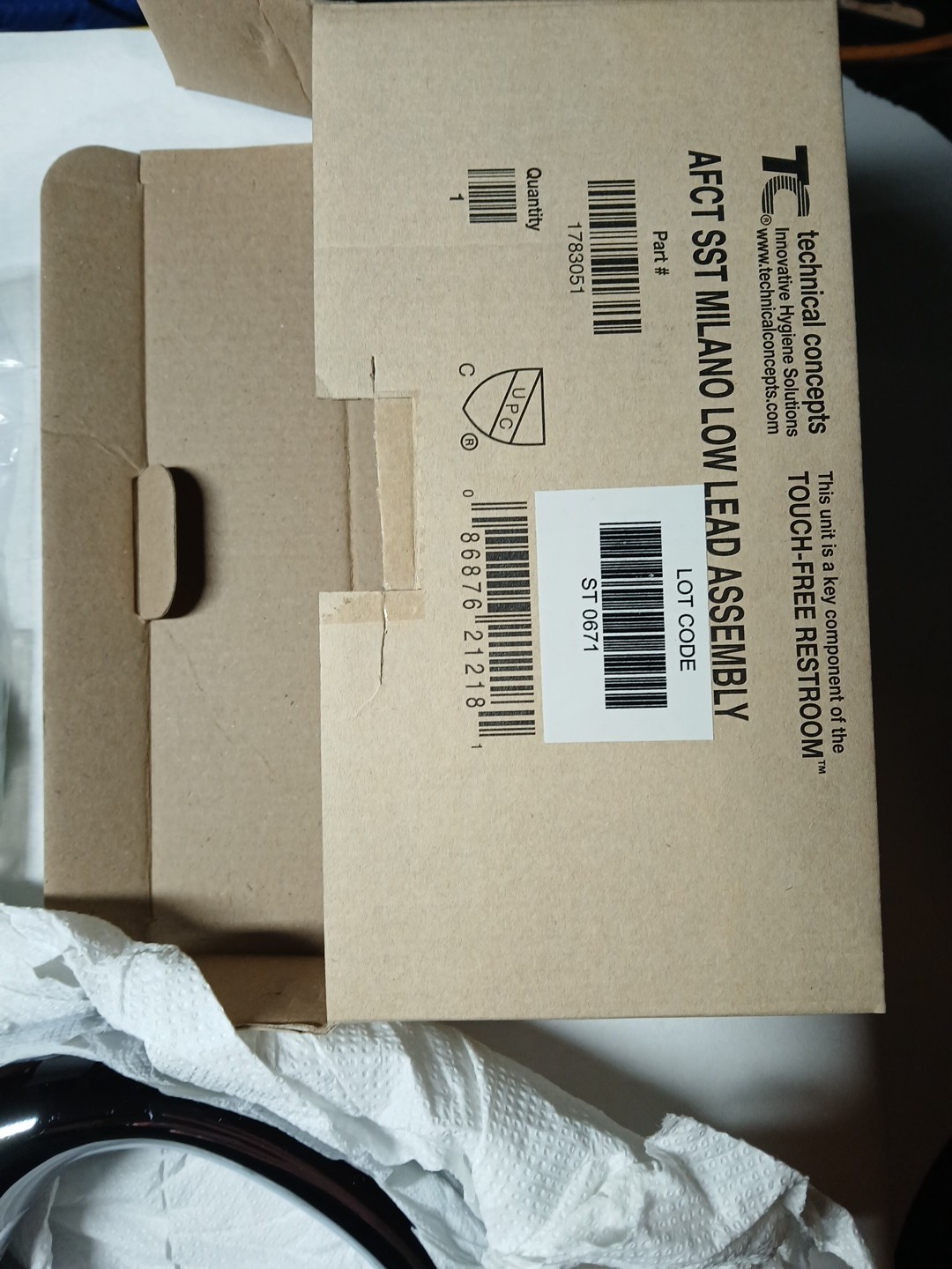 Rubbermaid 1782742 1/2″ Polished Chrome Bathroom Sink Faucet