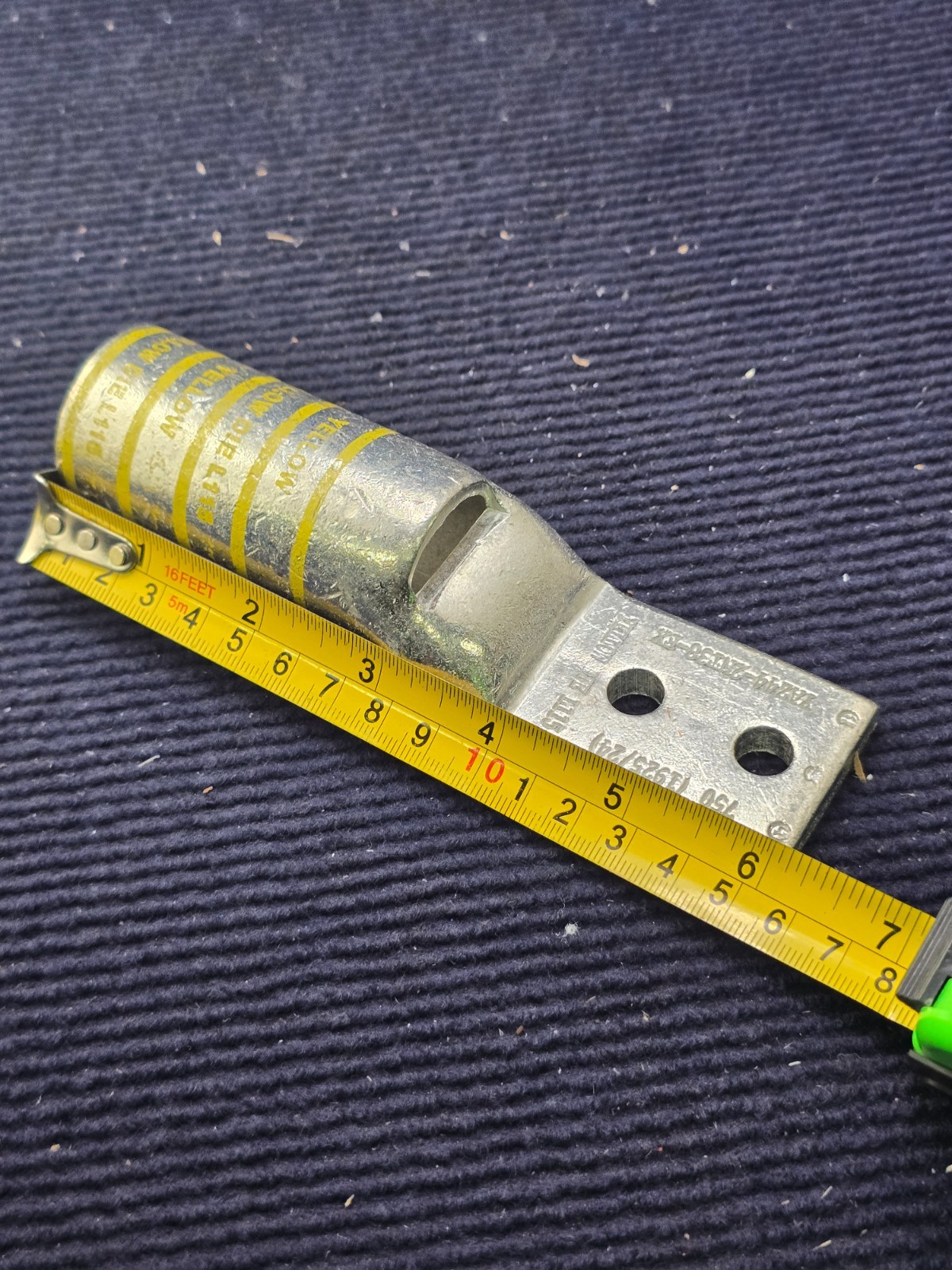 Burndy YAZ44-2NT38-FX 2-Hole Copper Compression Lug Yellow 750 kcmil, 3/8″ Stud