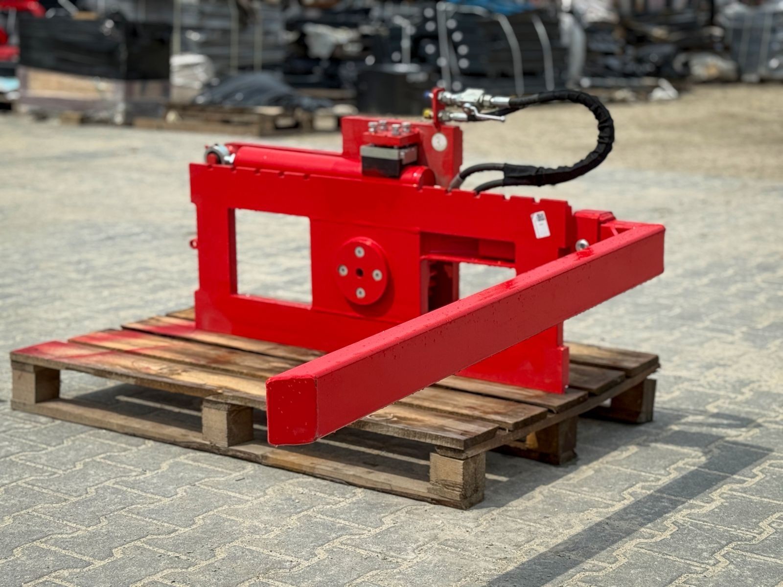 Crate turning device for forklift with holding arm FEM2 ISO2 pallet turner lathe