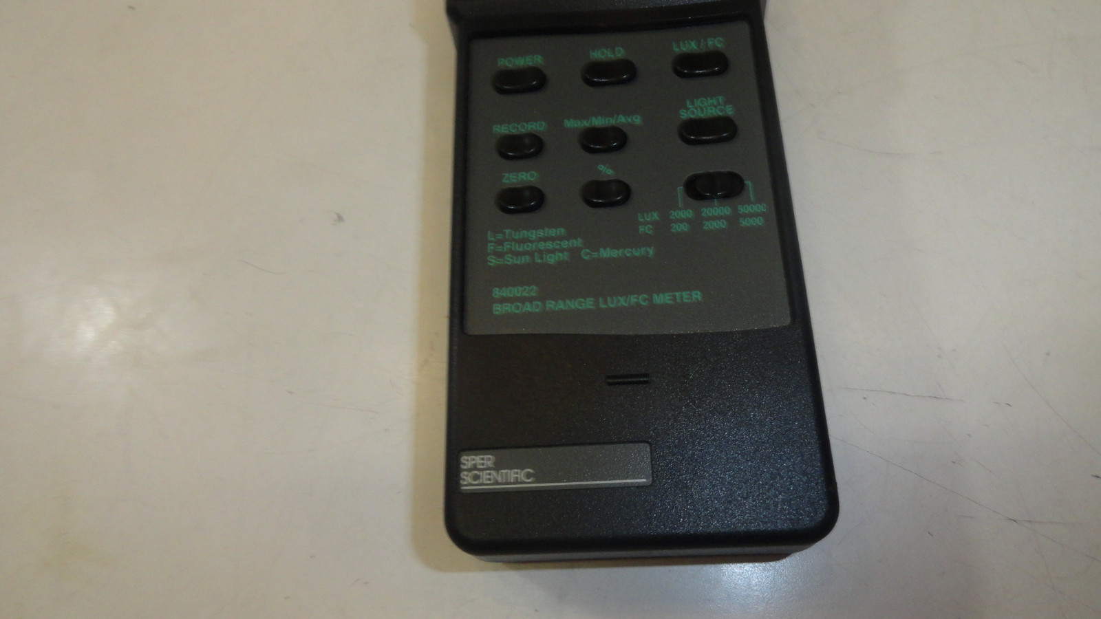 XX13: Sper Scientific 840022 Broad Range LUX/FC Meter