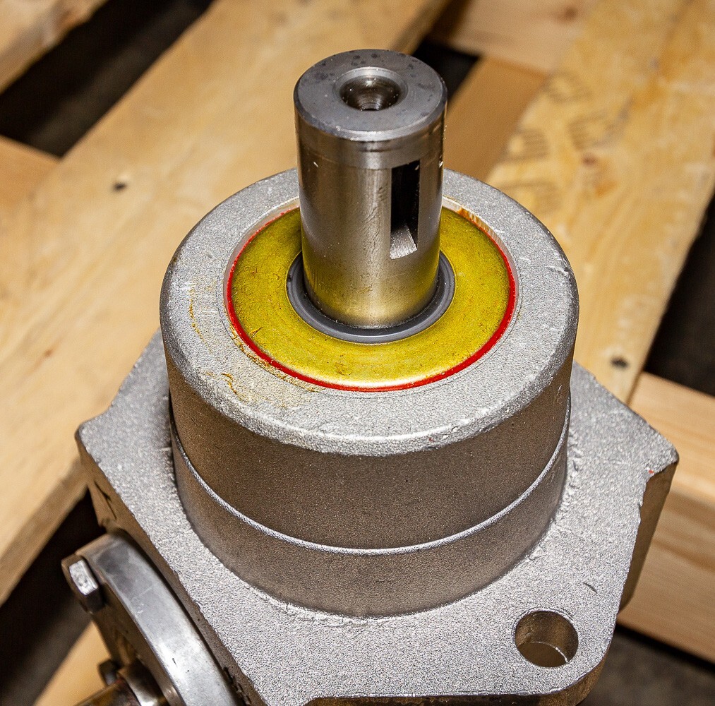 19330 – 90°-1:1, CW Input/CCW Ouput Gearbox(Peerless Gear OEM Gearbox H 1000-1 )