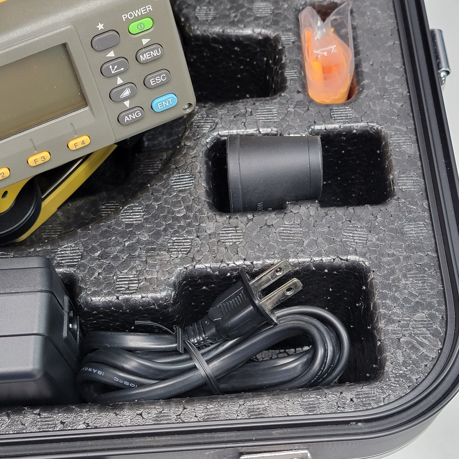 BARELY USED – EXCELLENT – Topcon GTS-239W Total Station w/Case Battery & Charger