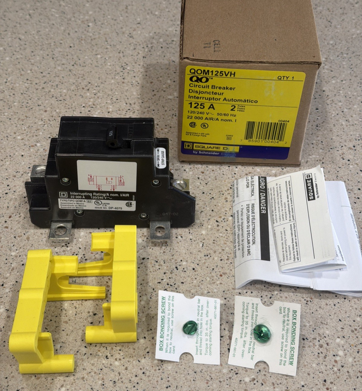 Square D QOM125VH 22kAIC 120/240V 125A 2P Circuit Breaker *NEW IN BOX* US SELLER