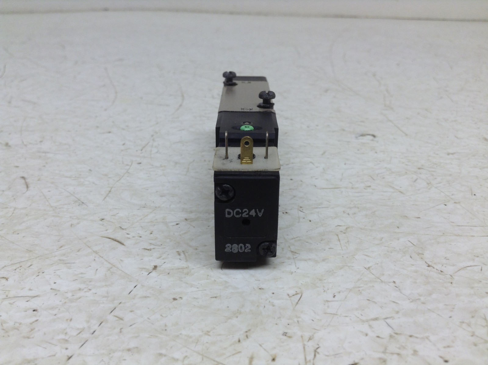 CKD 4KB219-B-ST 24 VDC Pneumatic Valve 4KB219BST (VT)