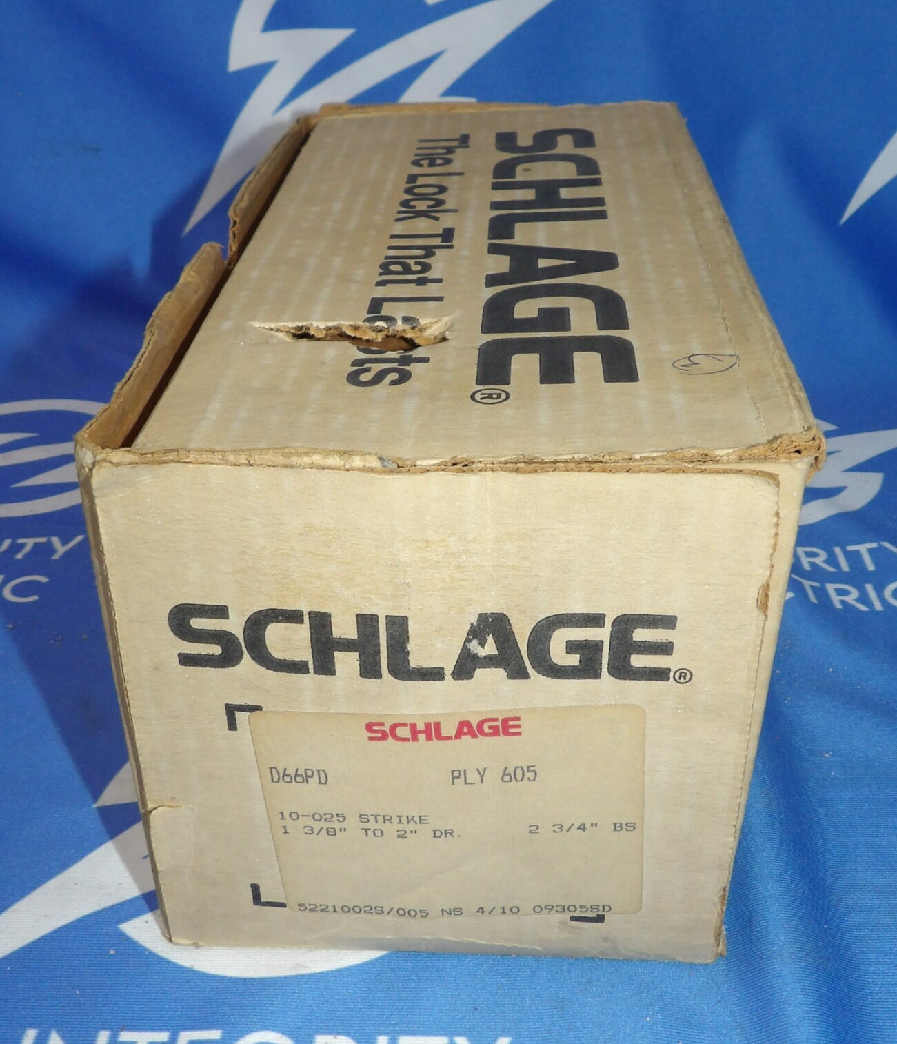 NIB Schlage D66PD-PLY-605 Bright Brass Storeroom Doorknob Set + 1 Year Warranty