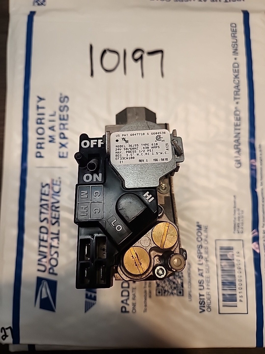 White Rodgers Furnace Gas Valve 36J55 618 EF33CW180