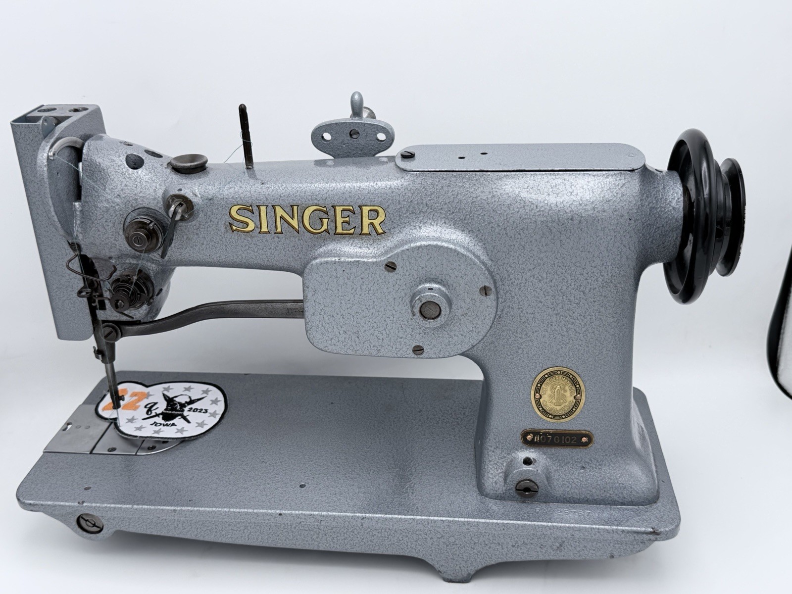 Vintage Singer 107w102 Irish Embroidery Machine Black | Motor + Table Stand