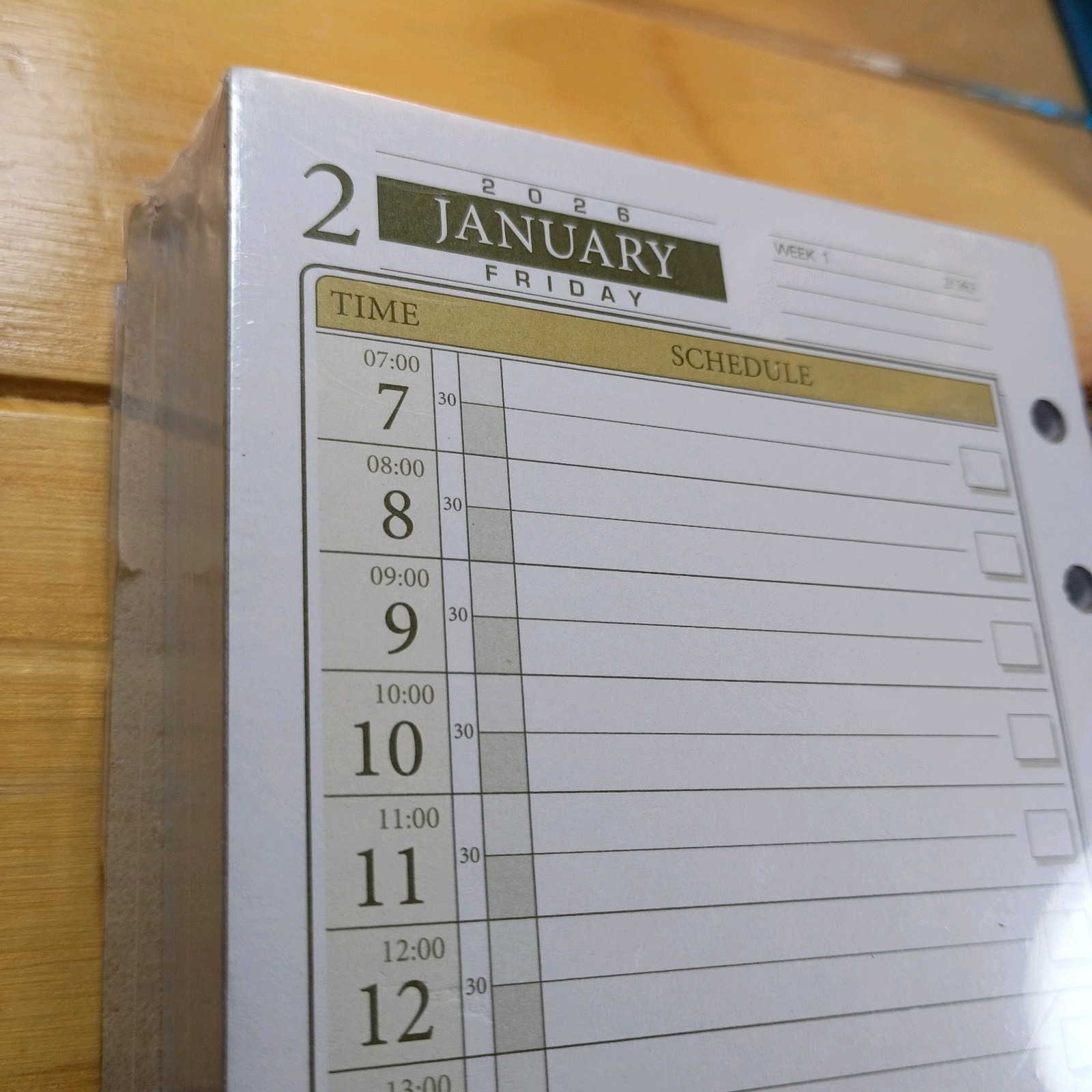 AT-A-GLANCE My Day 2026 Size 3 Comparable To Day-timer #12800 Item #471-125 New.