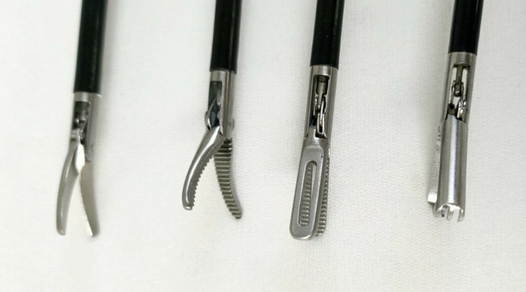 4pc Laparoscopic Grasping Forceps 5mmx330mm Laparoscopy Surgical Instruments