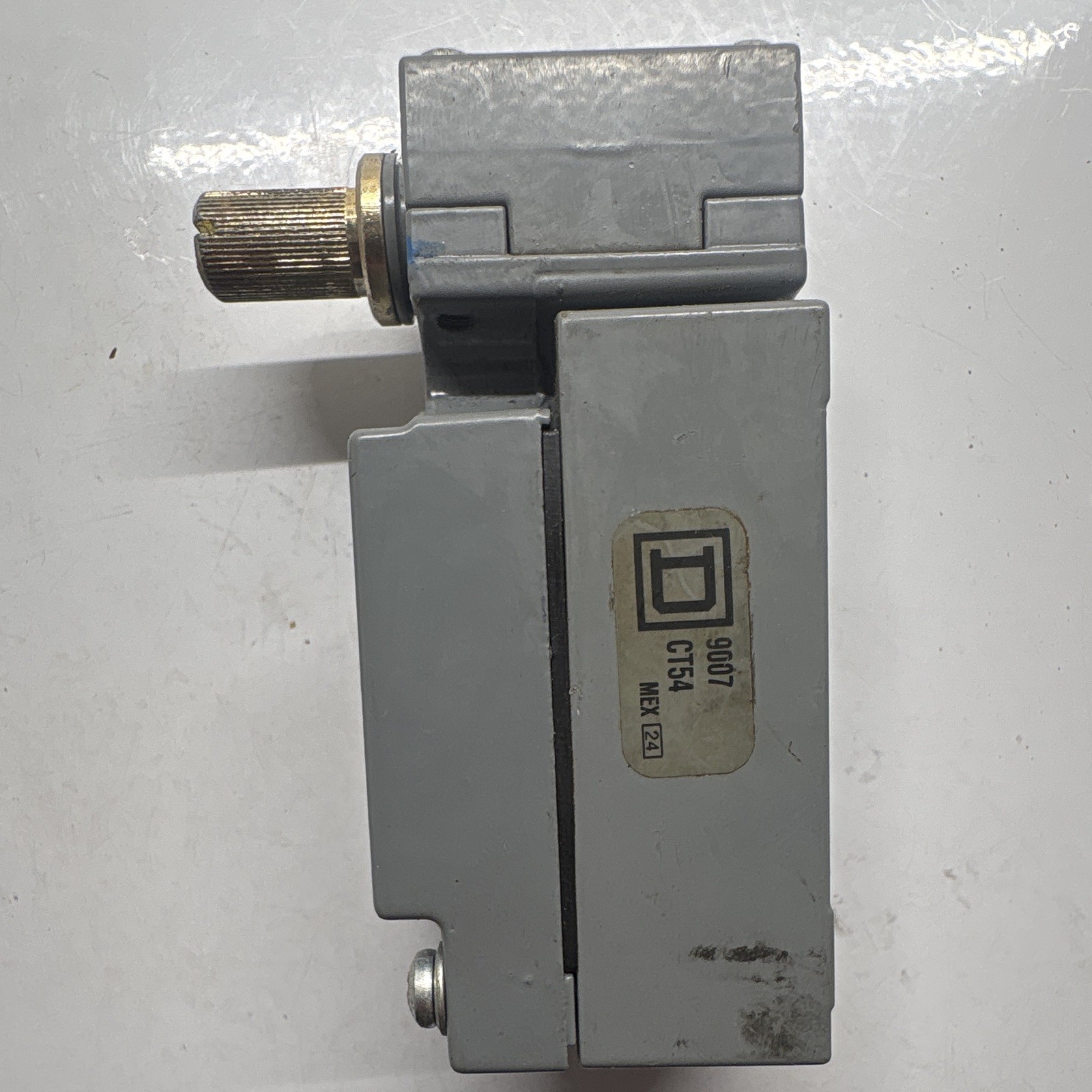 Square D Limit Switch 9007C54B2 Gray Pretravel 10° Industrial Control Panels