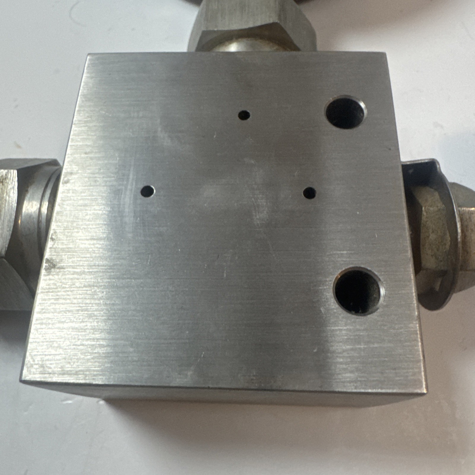 Autoclave Engineers 30VM9072-WO High Pressure Needle Valve MWP 30,000 PSI @ RT