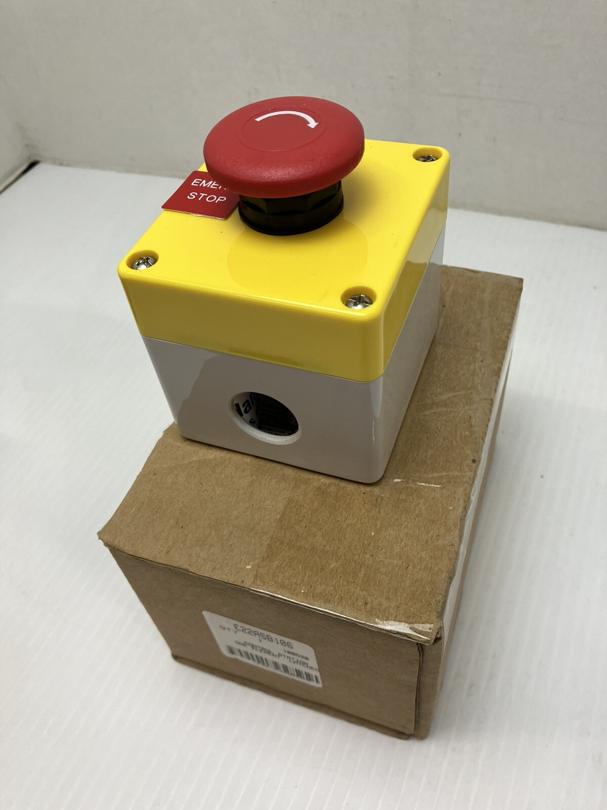 EATON E22ASB106 Emergency Stop Button Control Station