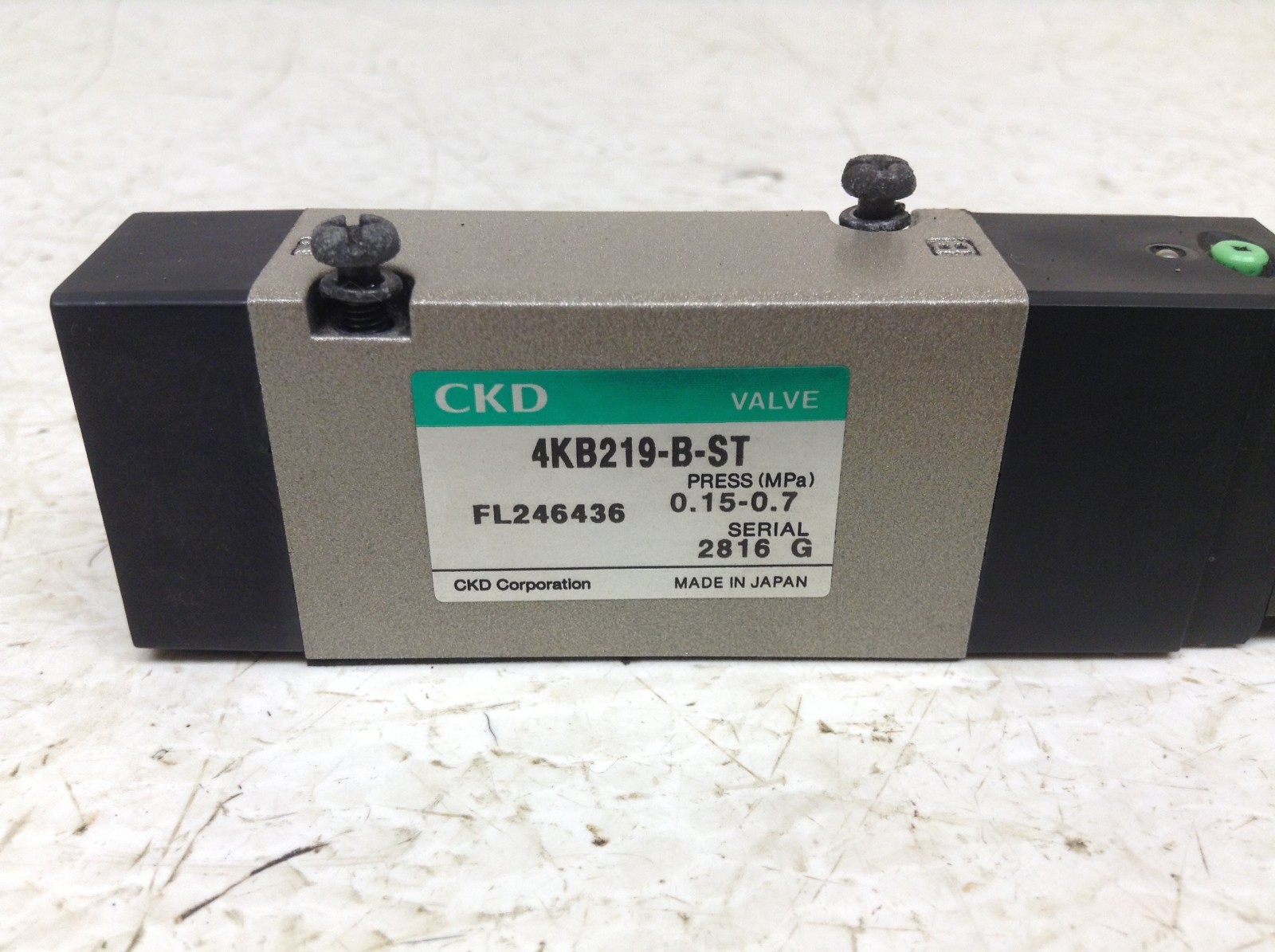 CKD 4KB219-B-ST 24 VDC Pneumatic Valve 4KB219BST (VT)