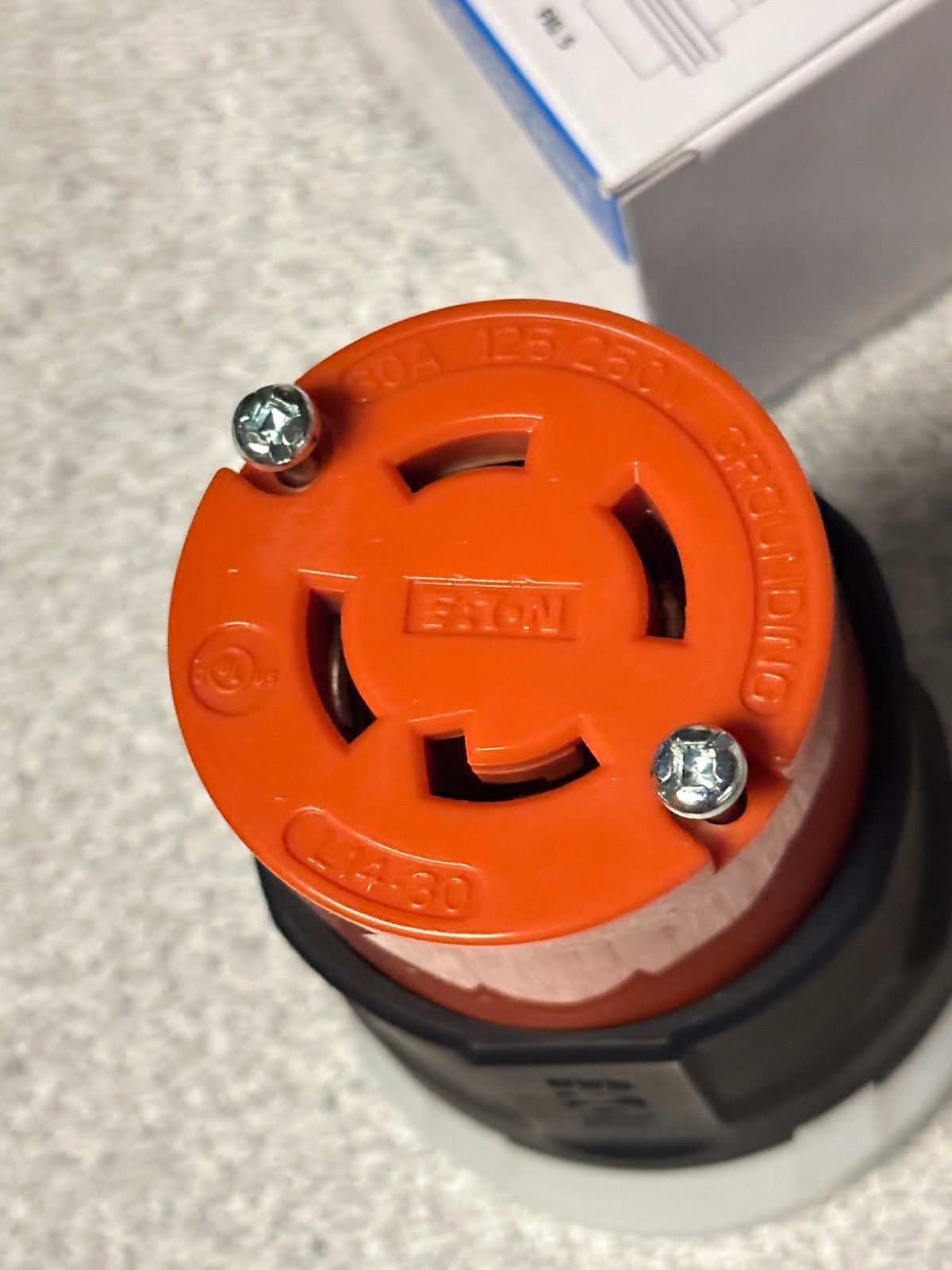 NEW Eaton Arrow Hart AHCL1430C Orange Locking Connector 30A 125/250V 3P4W L14-30