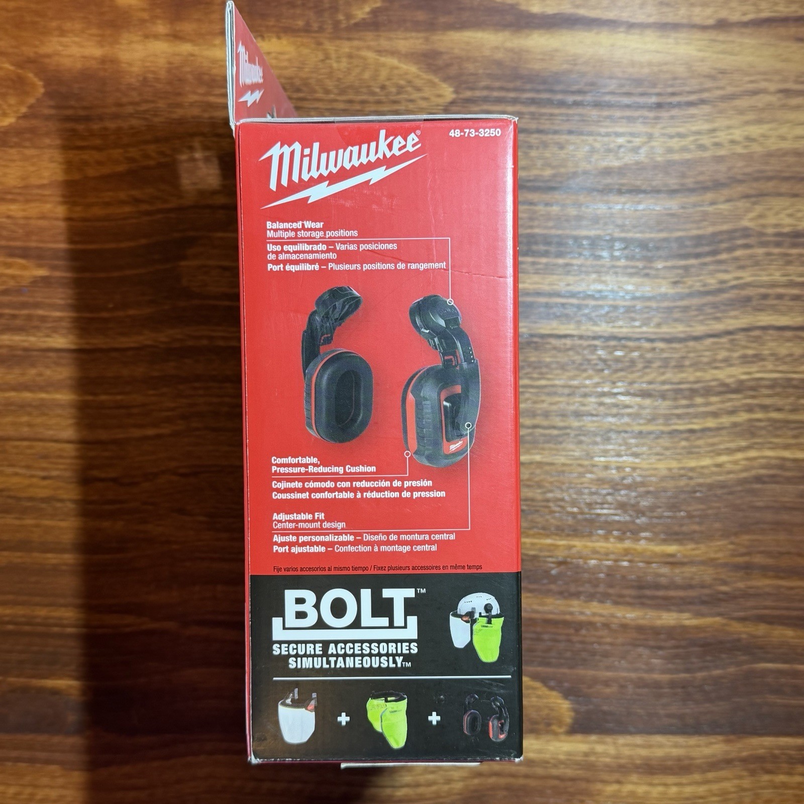 Milwaukee Noise Reduction Earmuffs BOLT 24dB Safety Helmets Hard Hats 48-73-3250