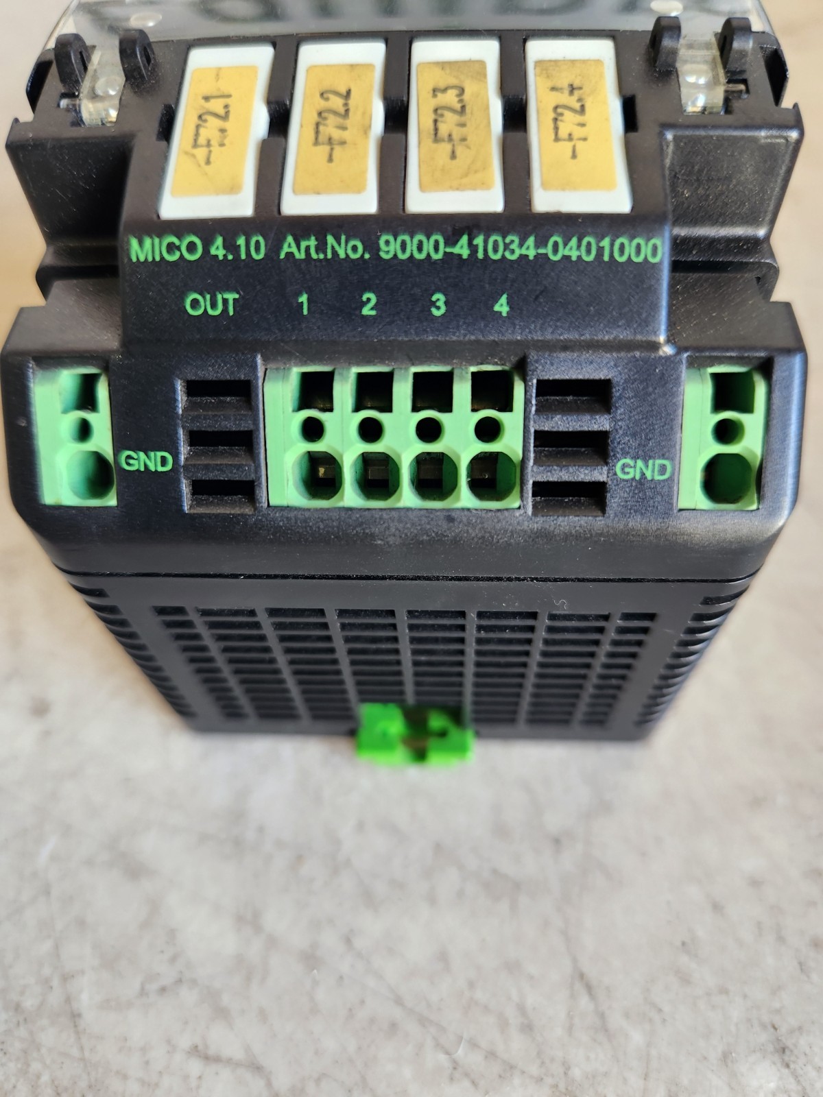 Murr Elektronik D-71570 Oppenmeiler 4 Position Module (#211)