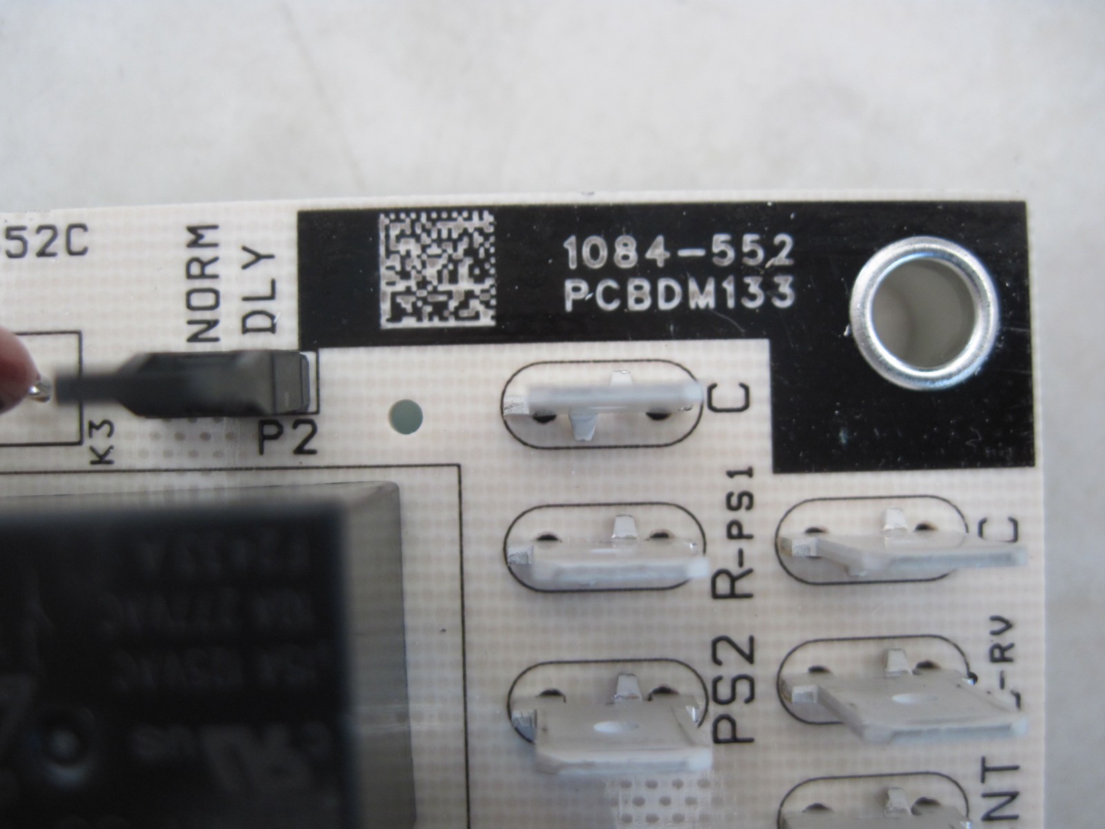 Honeywell / Goodman 1084-83-552C 1084-552 PCBDM133 Circuit Control Board