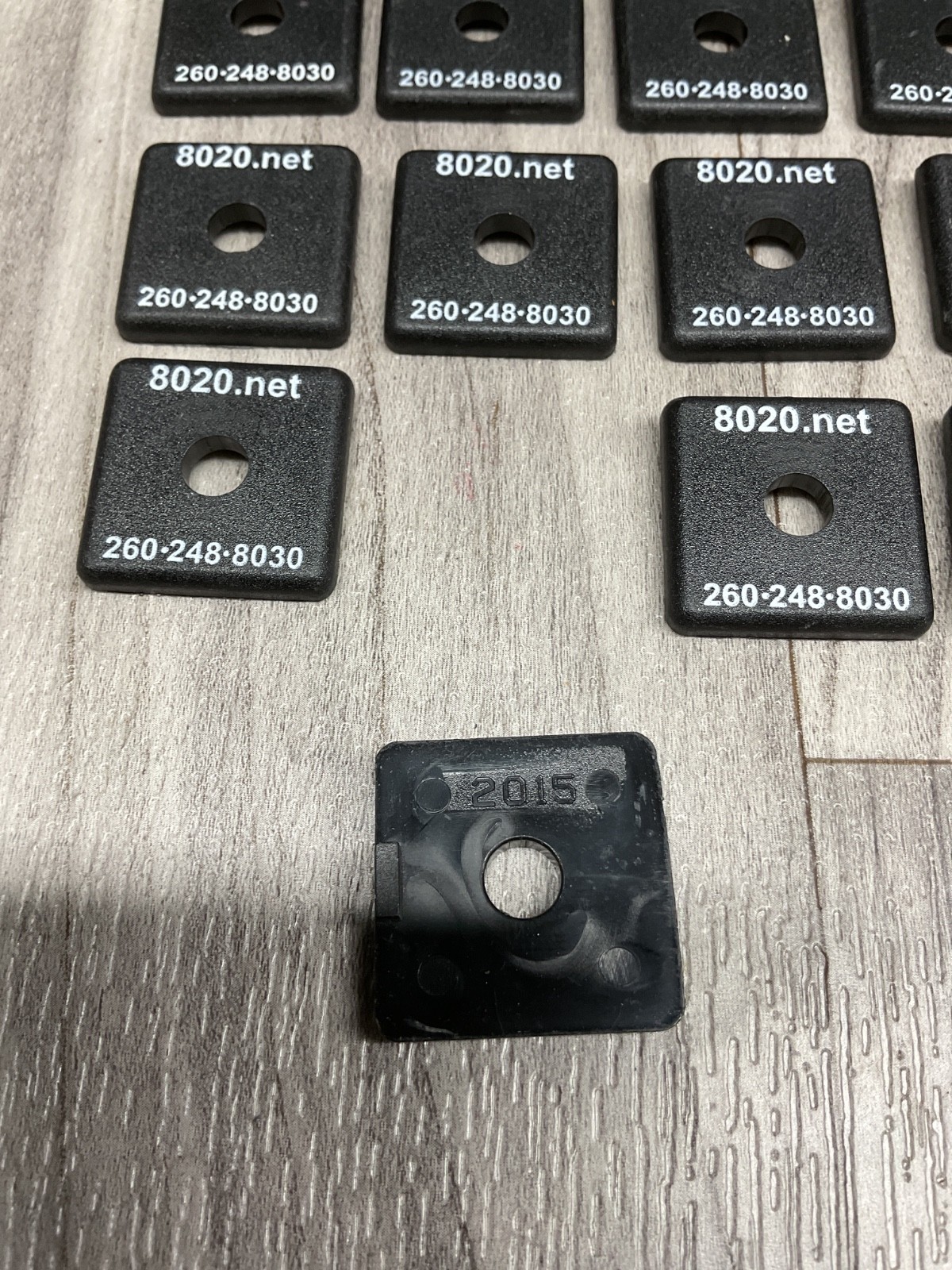 8020.NET 260-248-8030 FLANGE MOUNT END CAP *Lot of 20* #4018X117SI