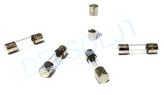 SET OF 5 GMA-1.5A BUSS BUSSMANN FUSES 1.5A 1.5 A 250V 5mm x 20mm FAST BLOW