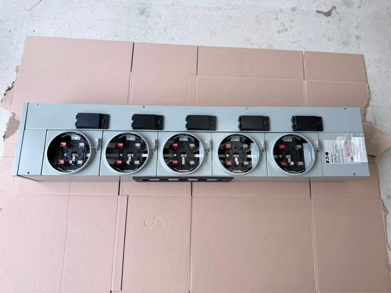 New Eaton 3MM512RRLP Meter Stack 5-Gang 125A Socket 800A , US#