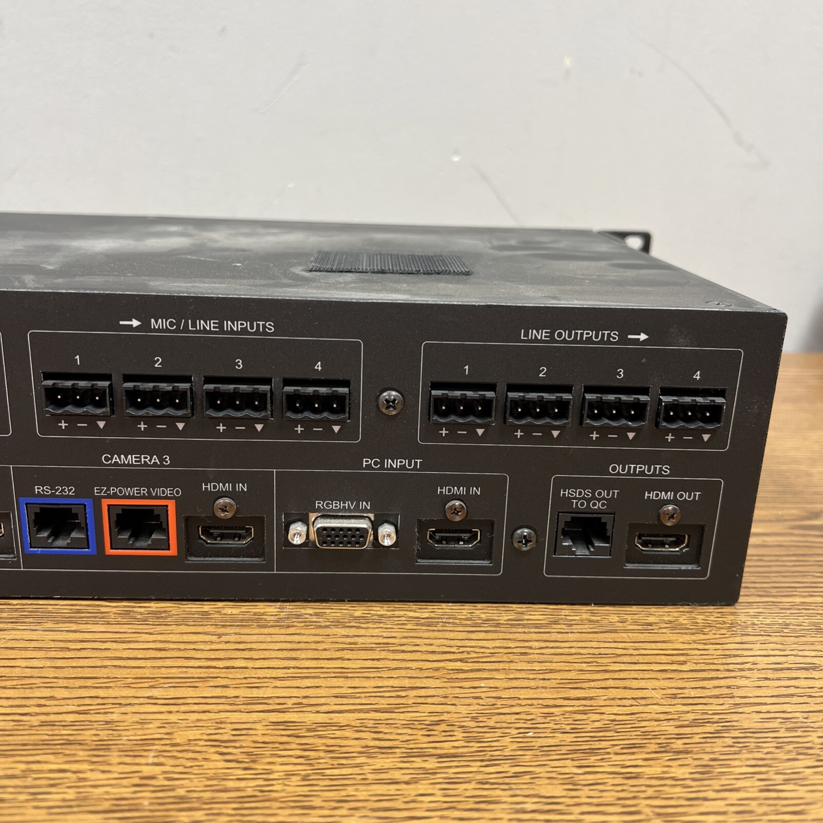 Vaddio AV Bridge MATRIX PRO Audio Video Encoder HD Video Switcher 998-8230-000