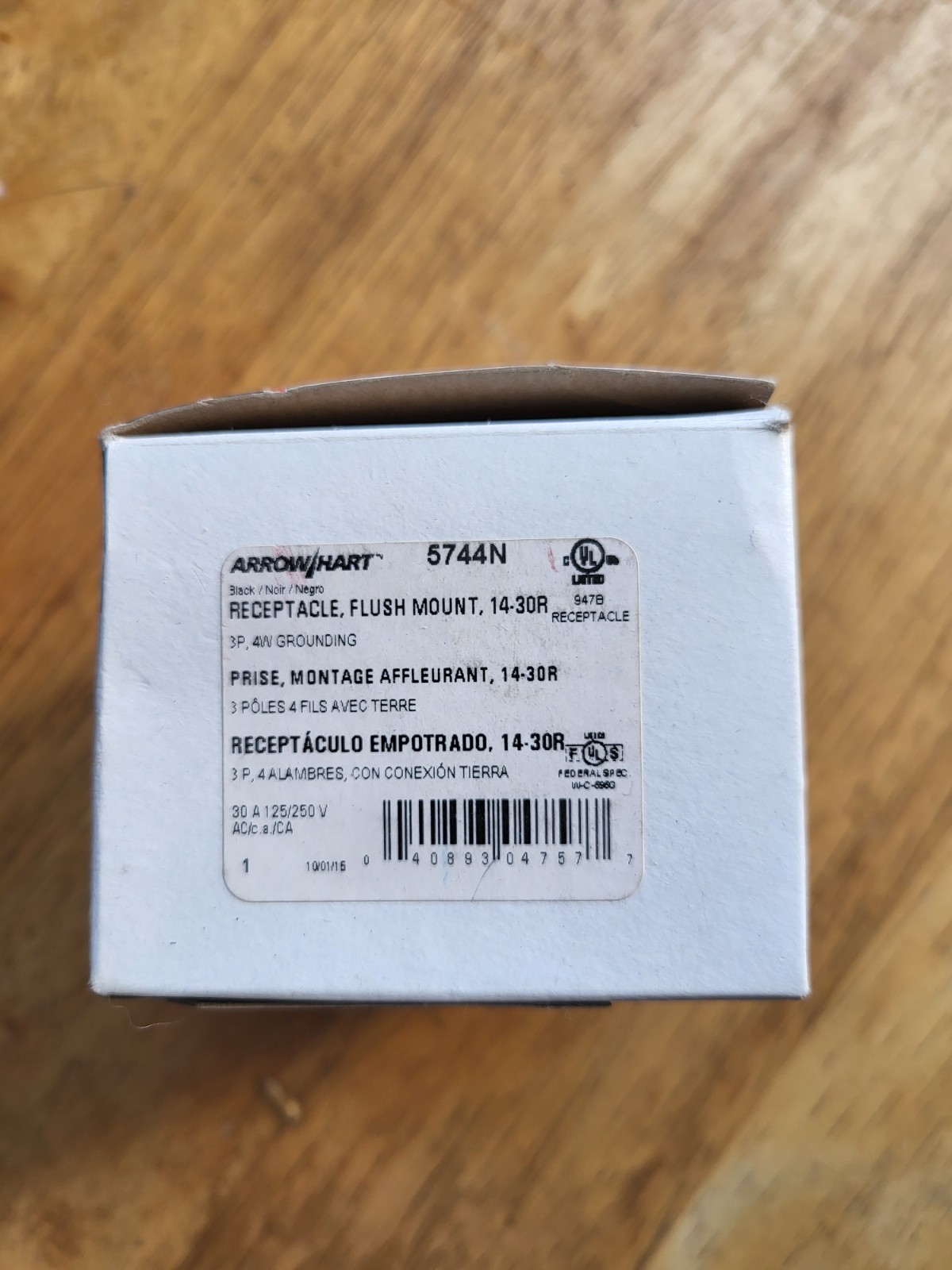 30A,125V/250V RECEPTACLE 14-30R FLUSH MOUNT Arrow Hart 5744N, DRYER BNIB