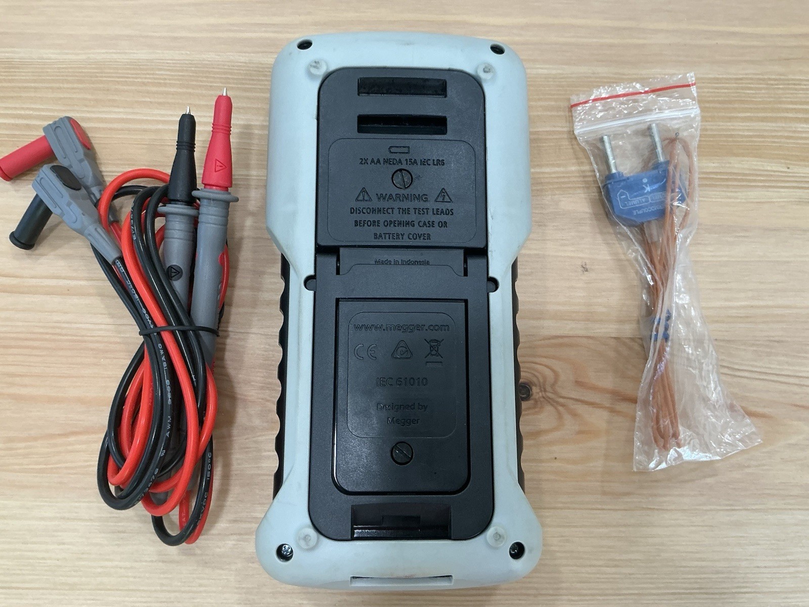 Megger AVO 835 True RMS Multimeter