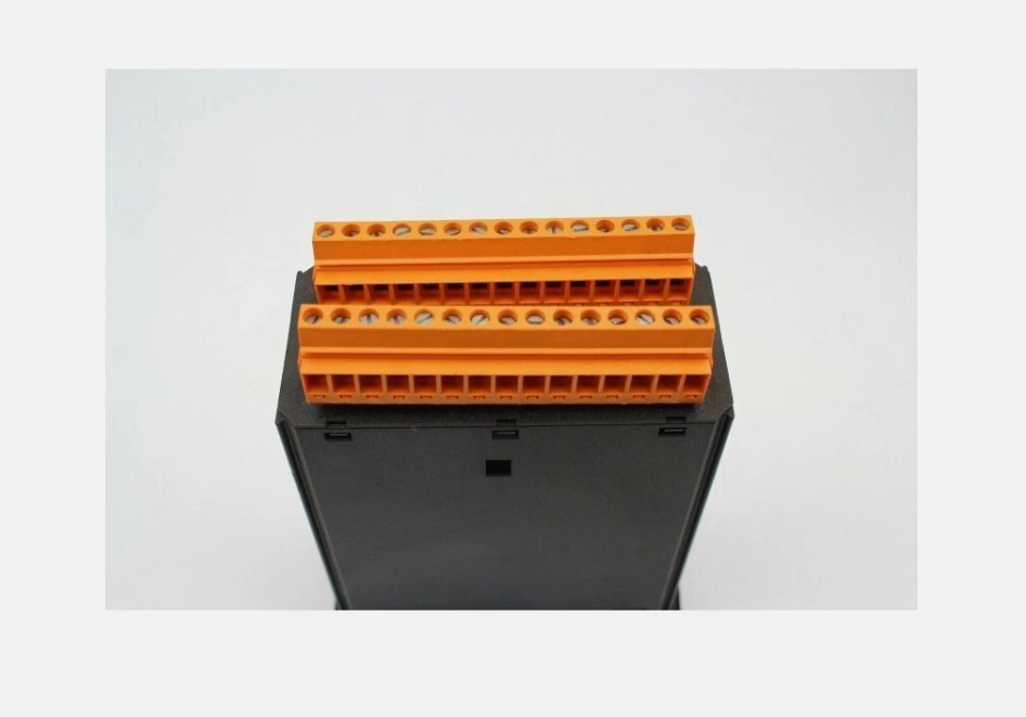 MINT CONDITION Gossen Metrawatt R2700 R2700A1B1C1F1 R2700 A1 B1 C1 F1