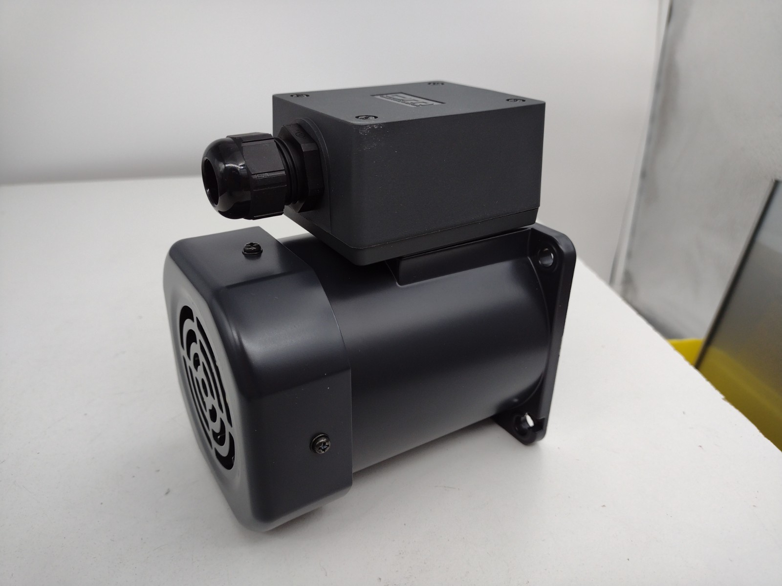 *** Oriental Motor 5IK60GE-AW2TU Induction Motor 60W 110/115VAC 1450RPM 4P