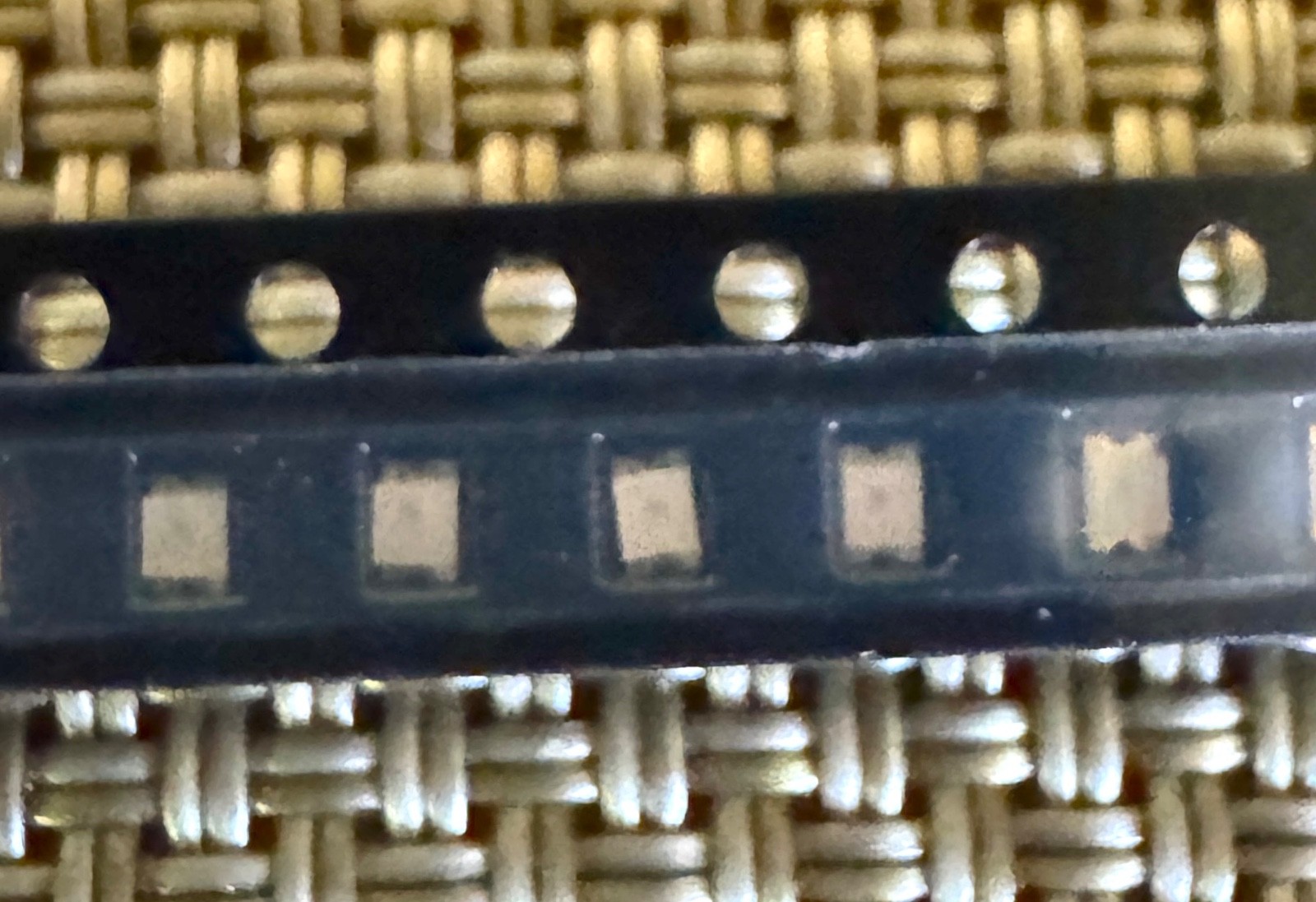 Osram LS-976 0805 Red Chip LED – Digikey 475-1278-1-ND reel and tape