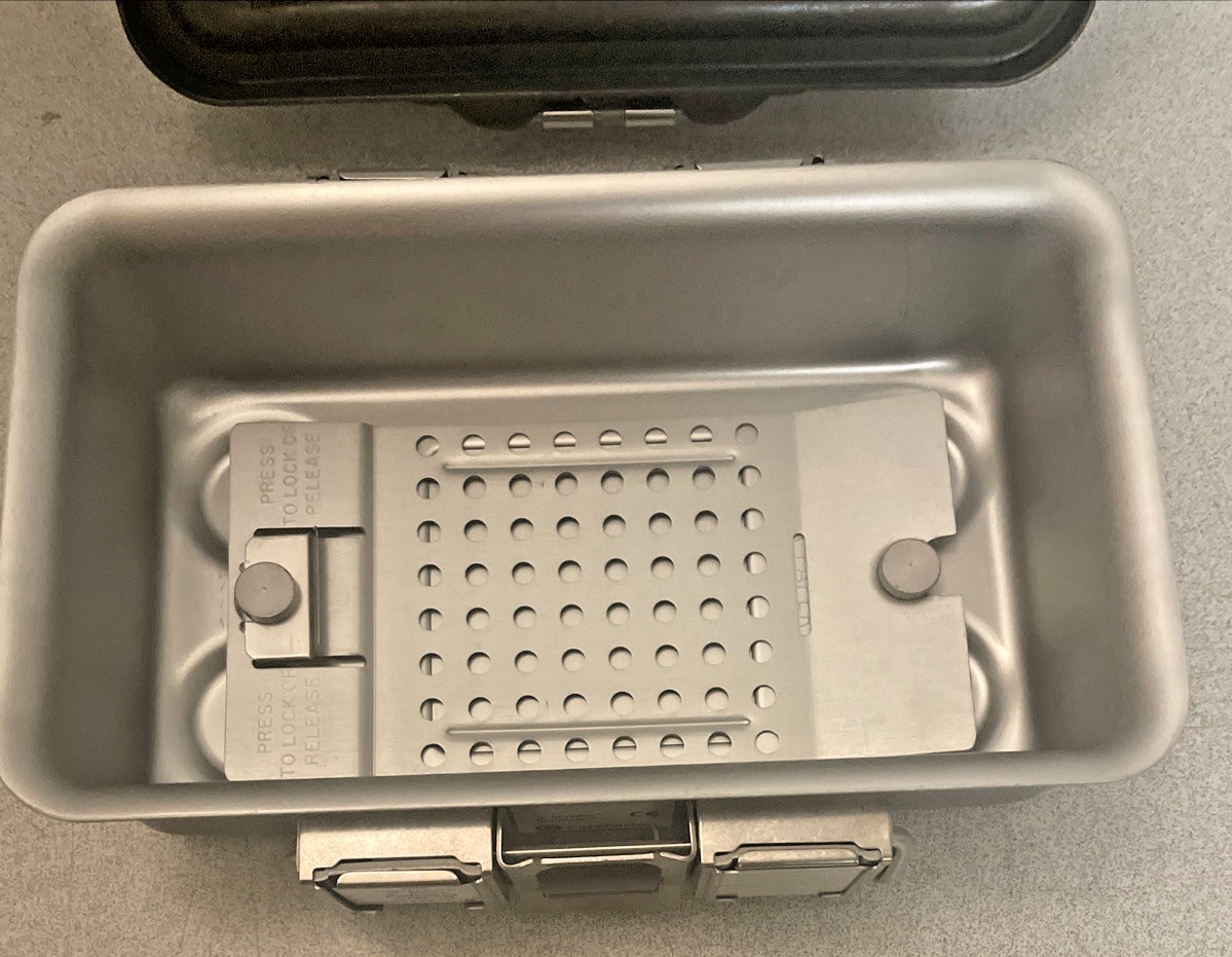 V. MUELLER GENESIS CD0-3B 10″ x 6″ x 3″ Mini Sterilization Container