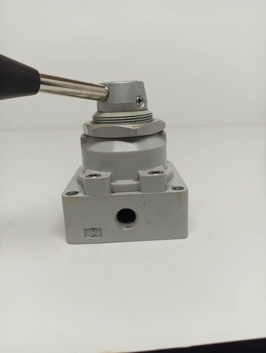 Aro M112lr Manual Air Control Valve,4-Way,1/4In Npt