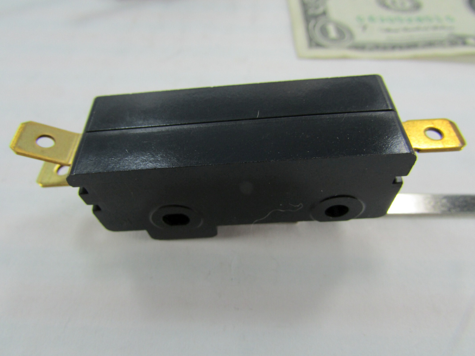 Lot 2 Cherry E13 15A NO/NC Lever Micro Switch 3/4 to 1.5 HP 125/250 V AC 48V DC