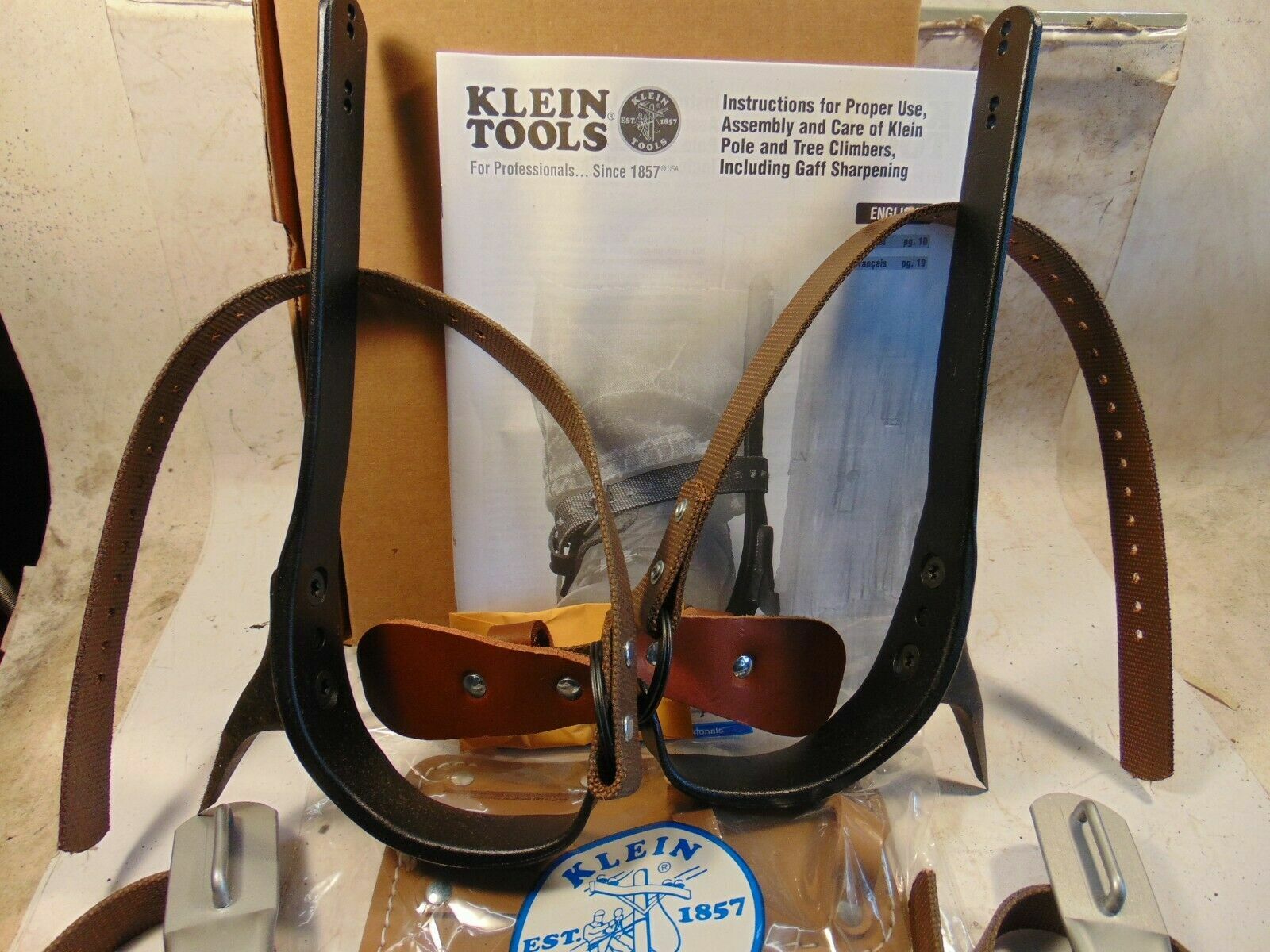 KLEIN TOOLS TREE CLIMBERS SET 2-3/4″ GAFFS Tree Climbing Spikes With L Pads