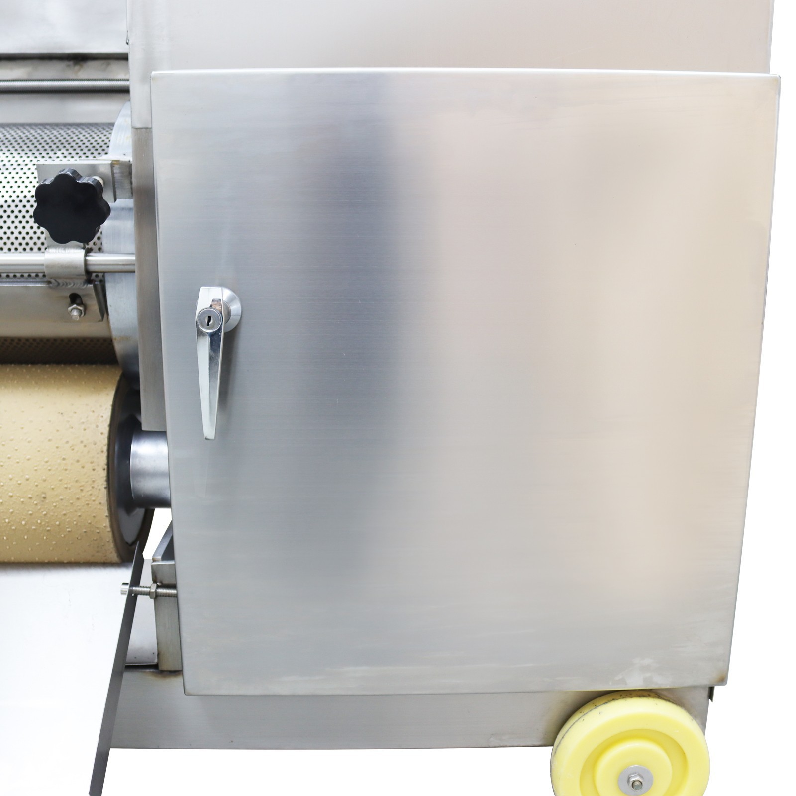 110V Fish Bone Separator Electric Fish Meat Mincer 200KG/H Output 2.95HP/2.2KW