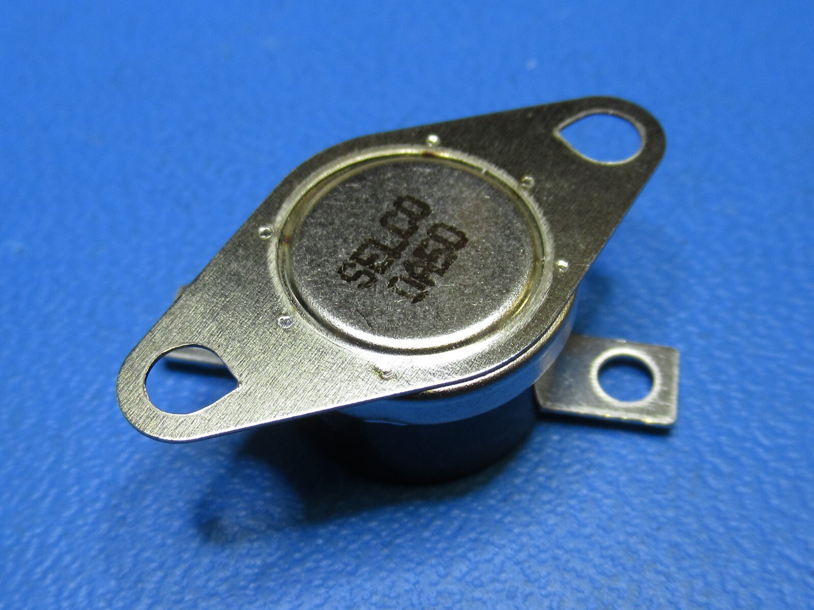 (1) SELCO OA-50 1/2″ Disc Thermostat Rise Open 50°F / Close 32°F Auto Reset 15A