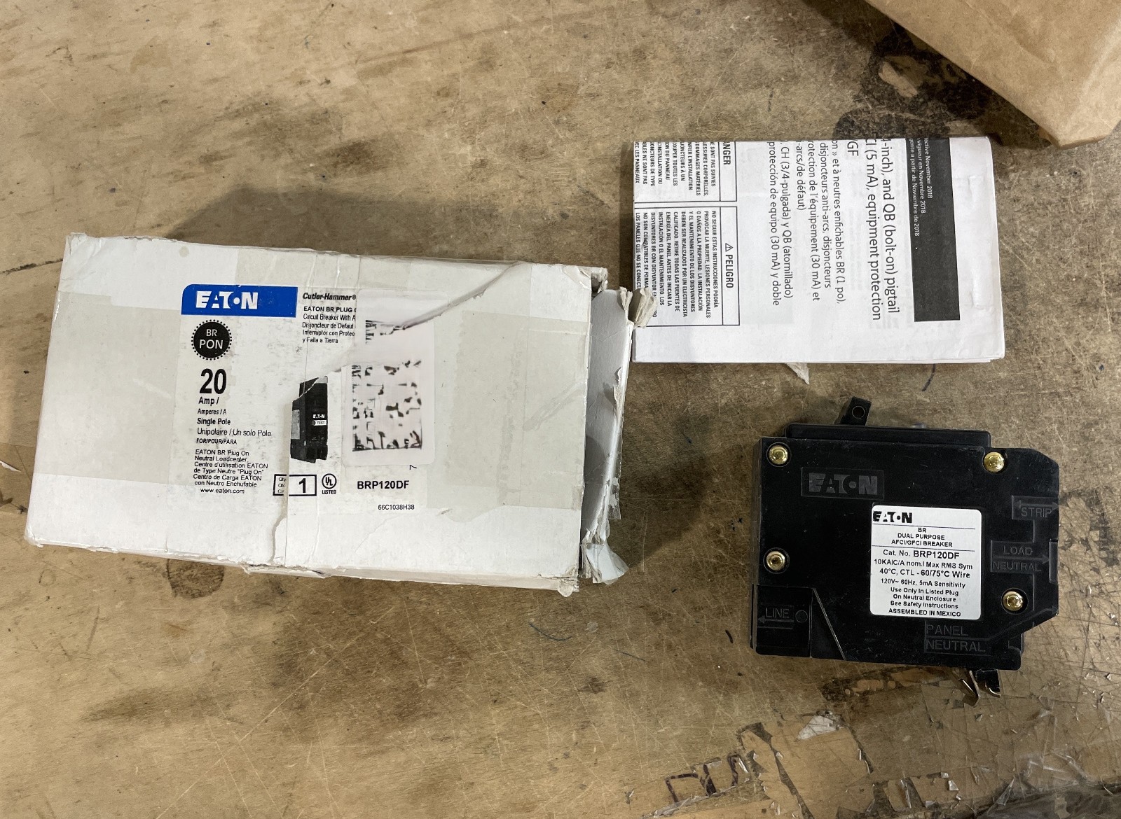 Eaton BRP120DF Type BR 20A 1P Plug-On Neutral AF/GF Circuit Breaker