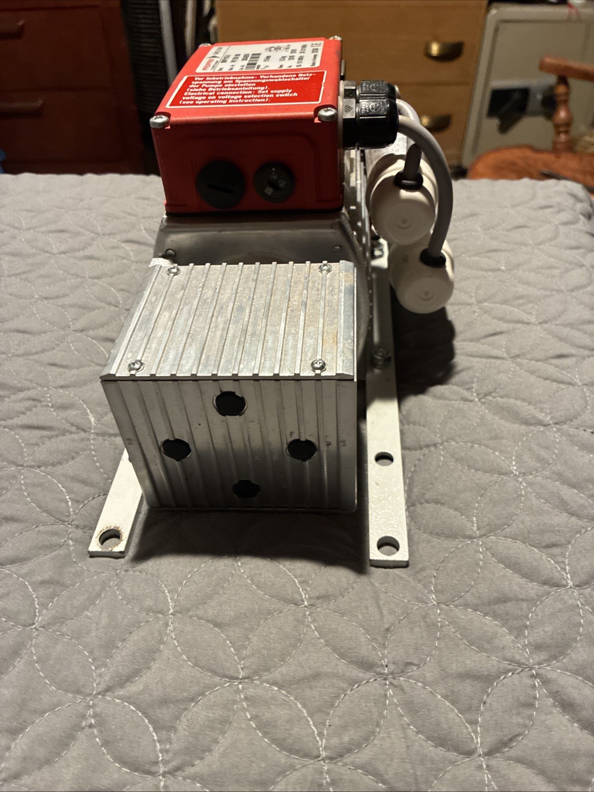 pfeiffer vacuum pump