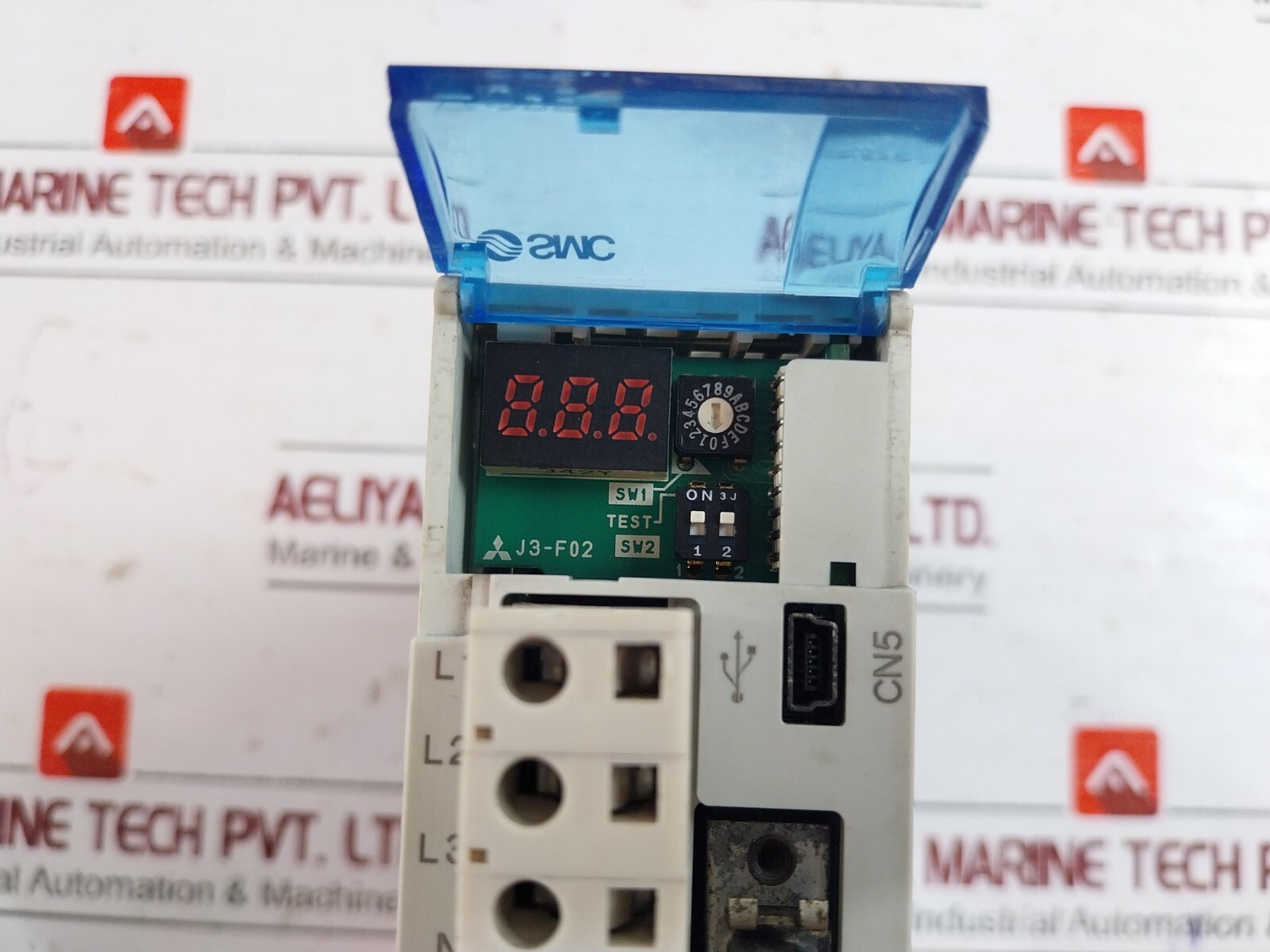 SMC LECSS2-S5 AC Servo Motor Controller 100W 0-360Hz 3.6V, 2000mAh 170V 200-230V