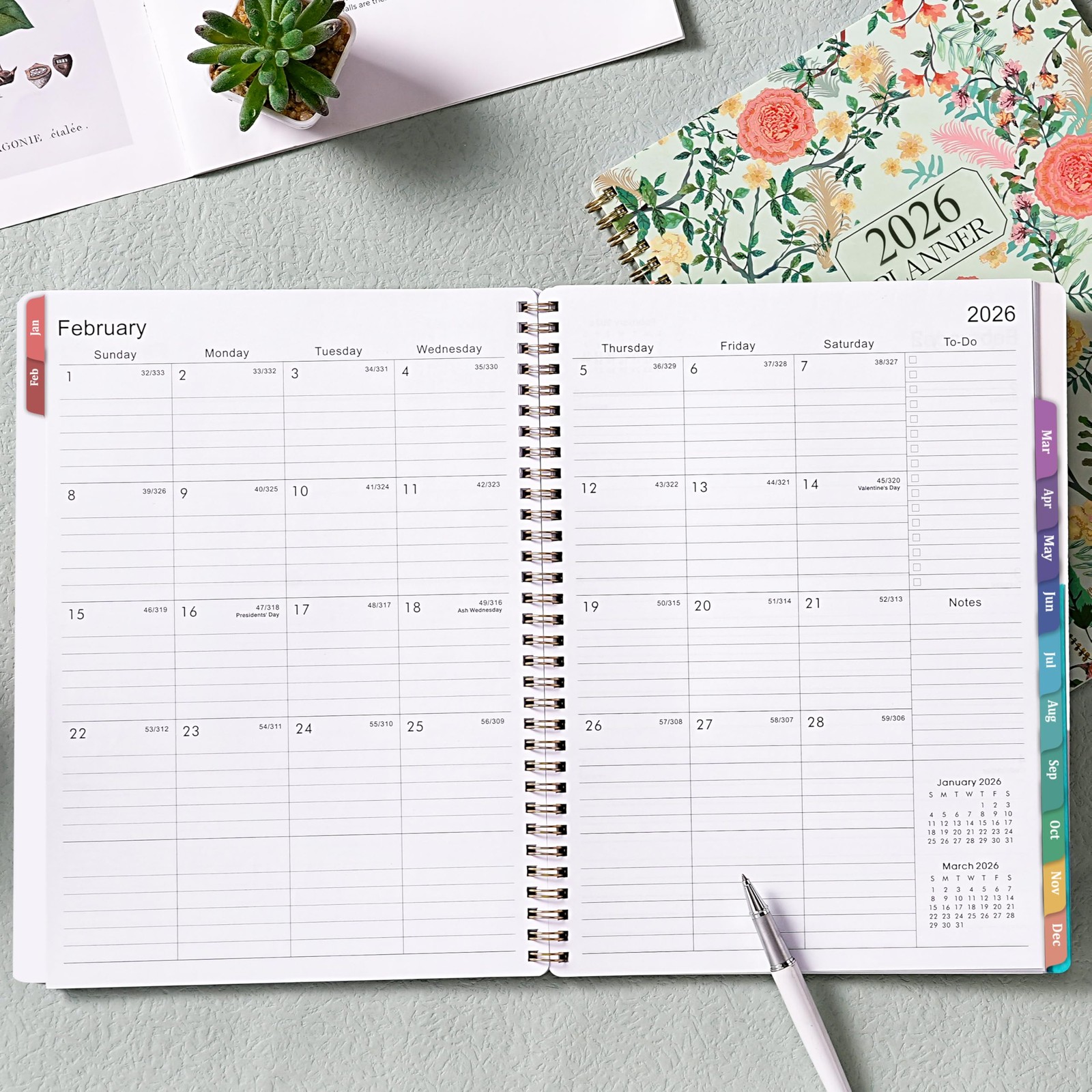 2024-2028 Monthly Planner – 5 Years Calendar from January 2024 to December 2028